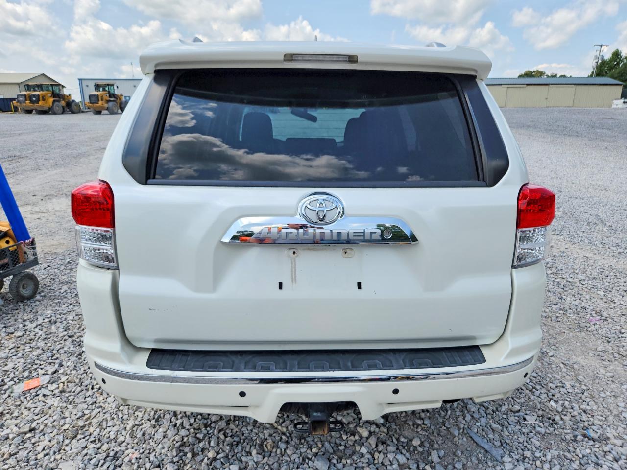 2013 Toyota 4runner Sr5 White vin: JTEBU5JR8D5116915