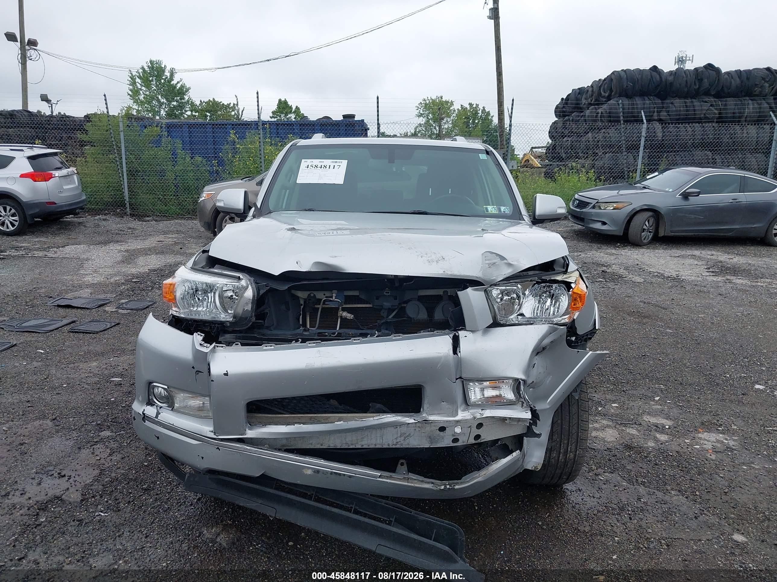 2013 Toyota 4runner Limited Silver vin: JTEBU5JR8D5124044