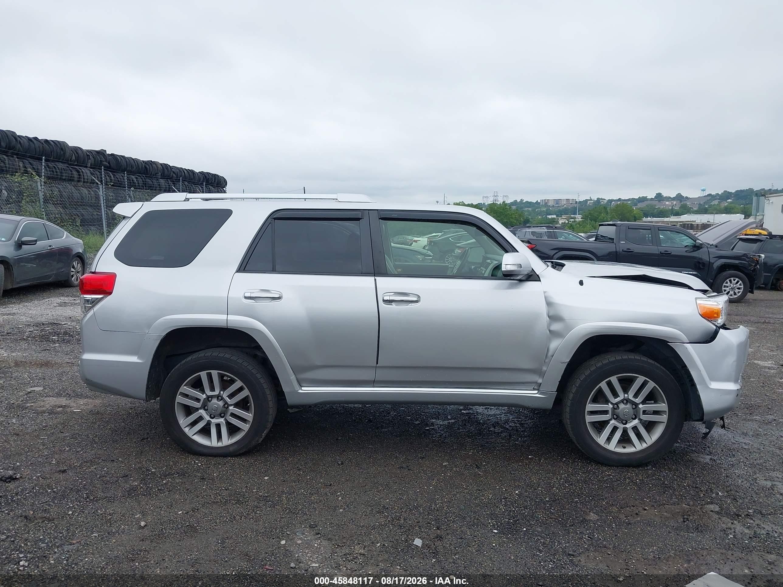 2013 Toyota 4runner Limited Silver vin: JTEBU5JR8D5124044