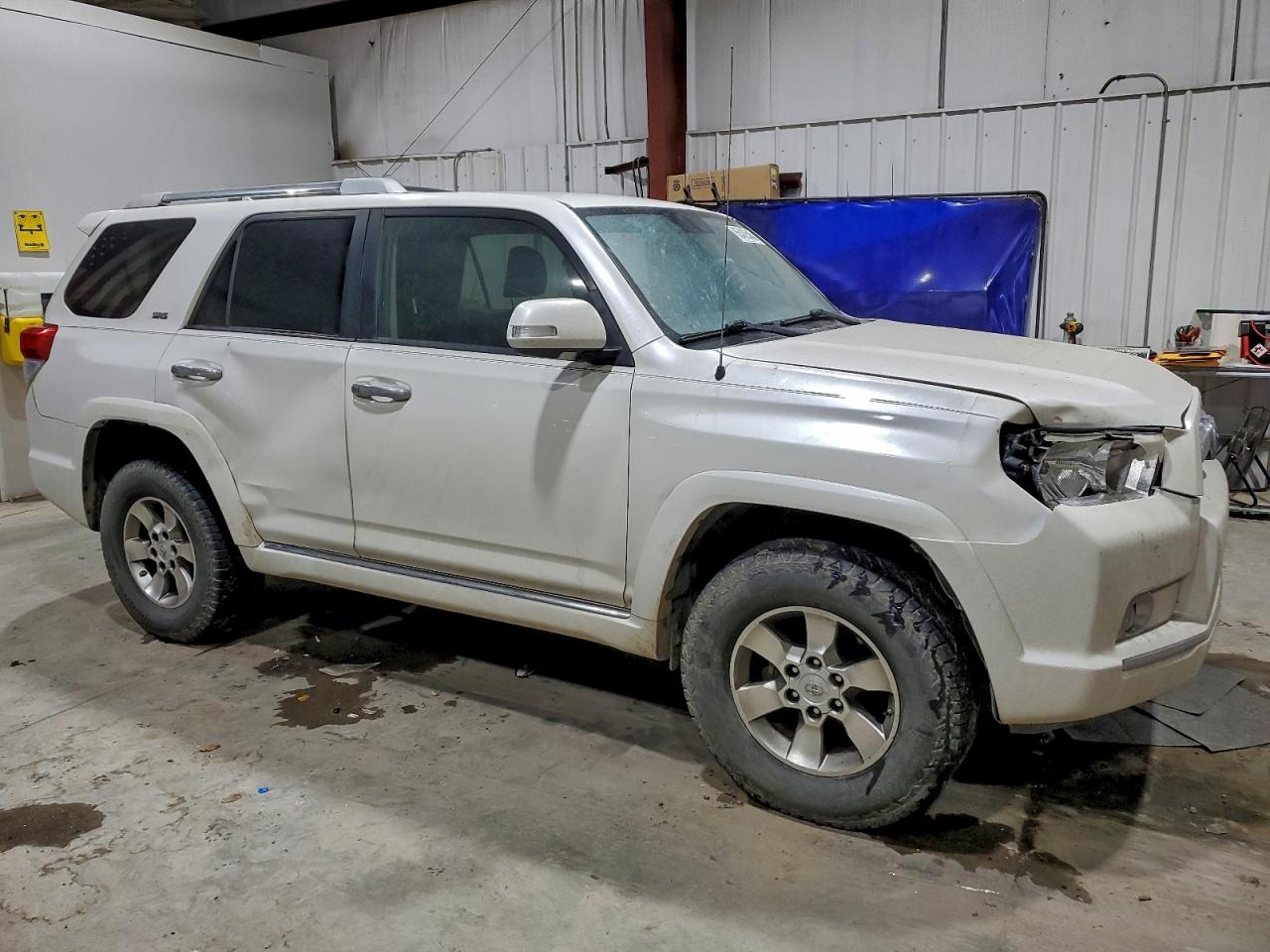 2013 Toyota 4runner Sr5 White vin: JTEBU5JR8D5129535