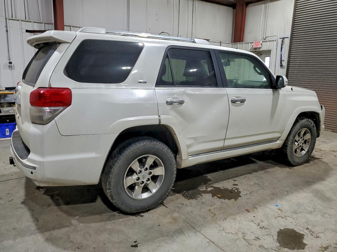 2013 Toyota 4runner Sr5 White vin: JTEBU5JR8D5129535