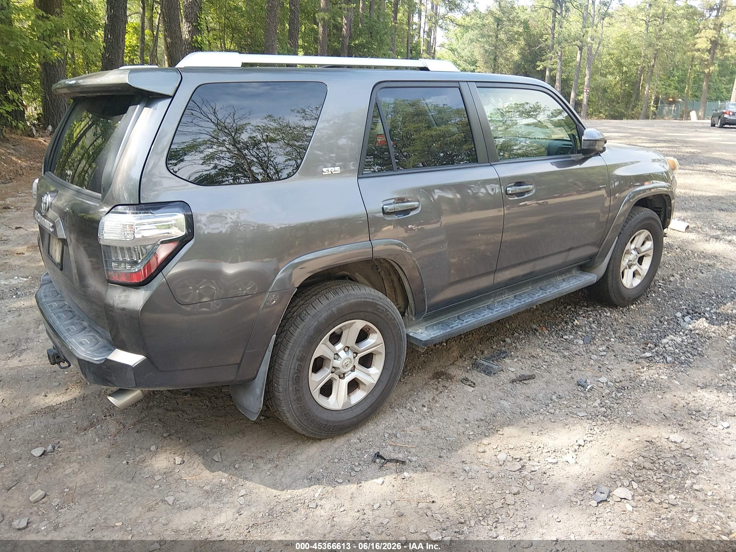 2014 Toyota 4runner Sr5 Gray vin: JTEBU5JR8E5151424