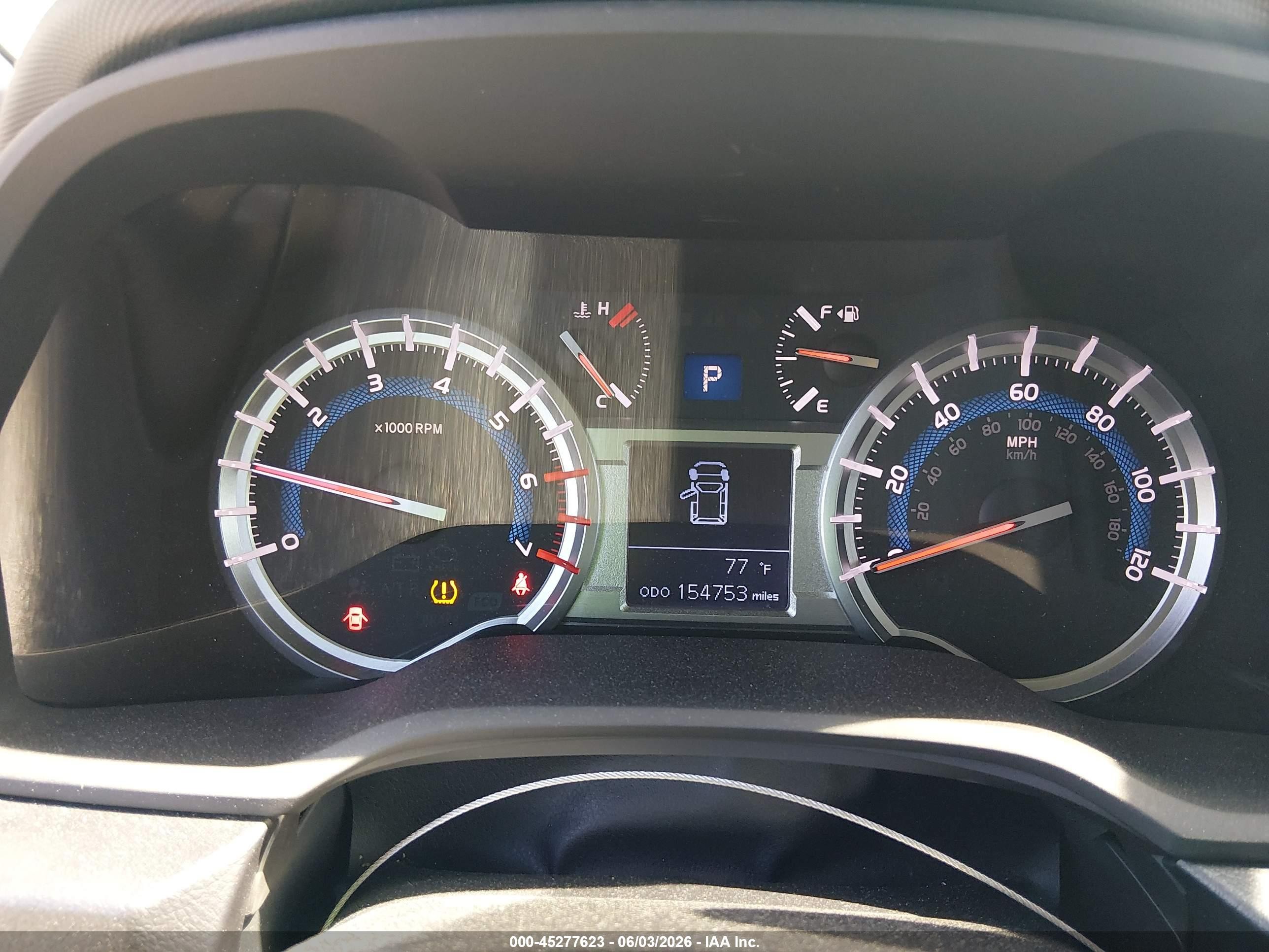 2014 Toyota 4runner Sr5 Silver vin: JTEBU5JR8E5156526