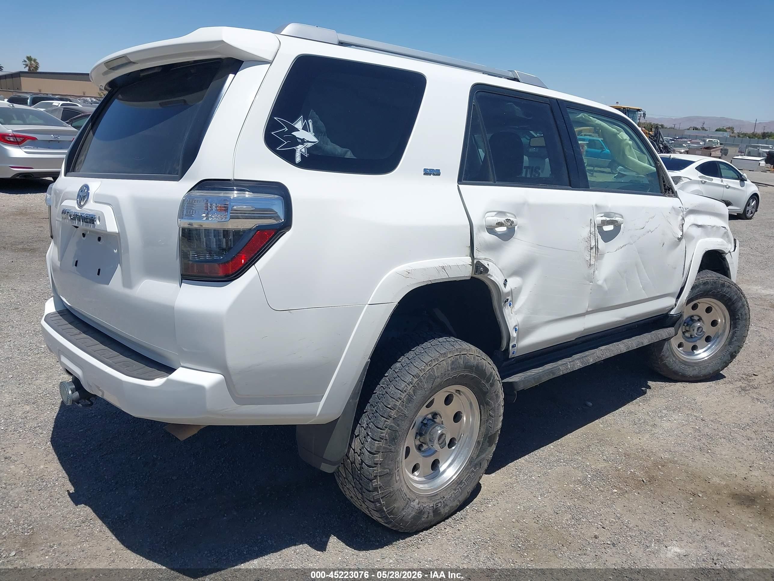 2014 Toyota 4runner Sr5 Premium Белый vin: JTEBU5JR8E5167946