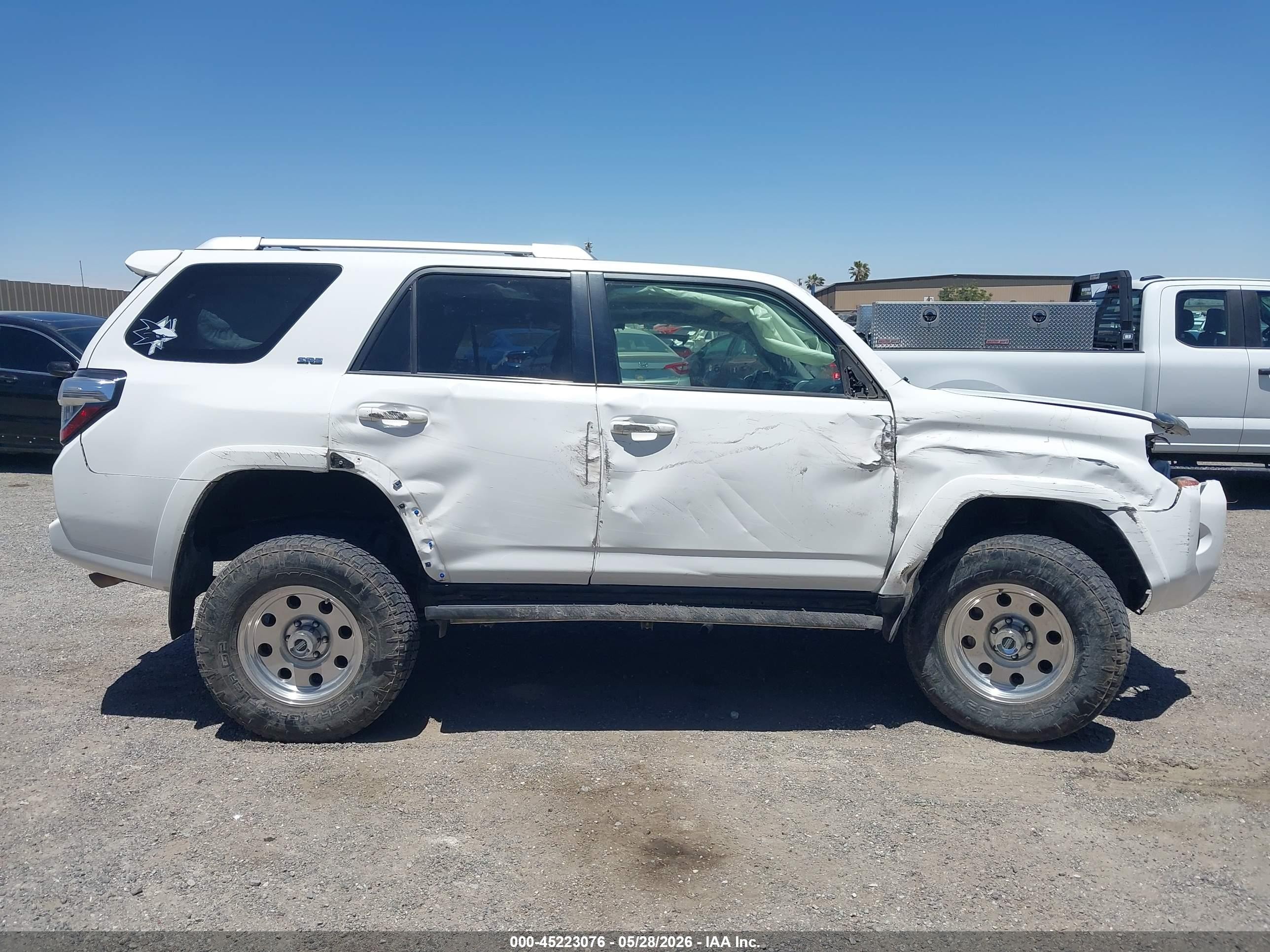 2014 Toyota 4runner Sr5 Premium Белый vin: JTEBU5JR8E5167946