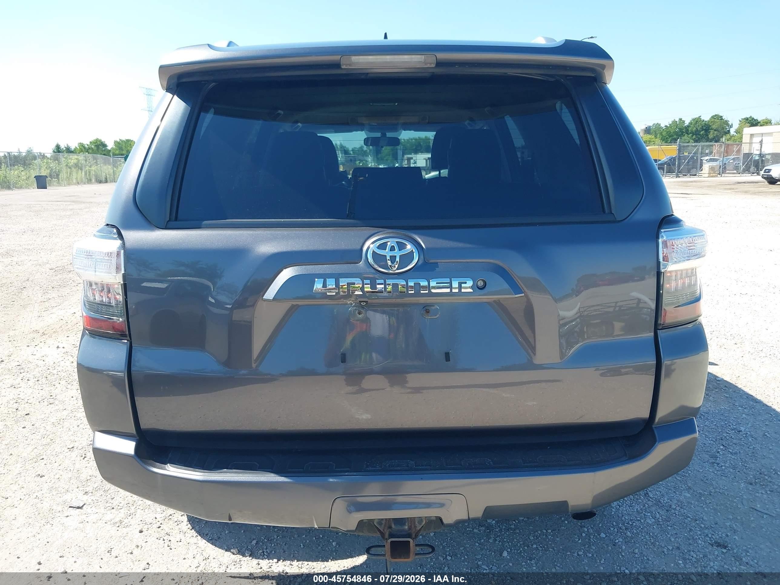 2014 Toyota 4runner Sr5 Gray vin: JTEBU5JR8E5177618