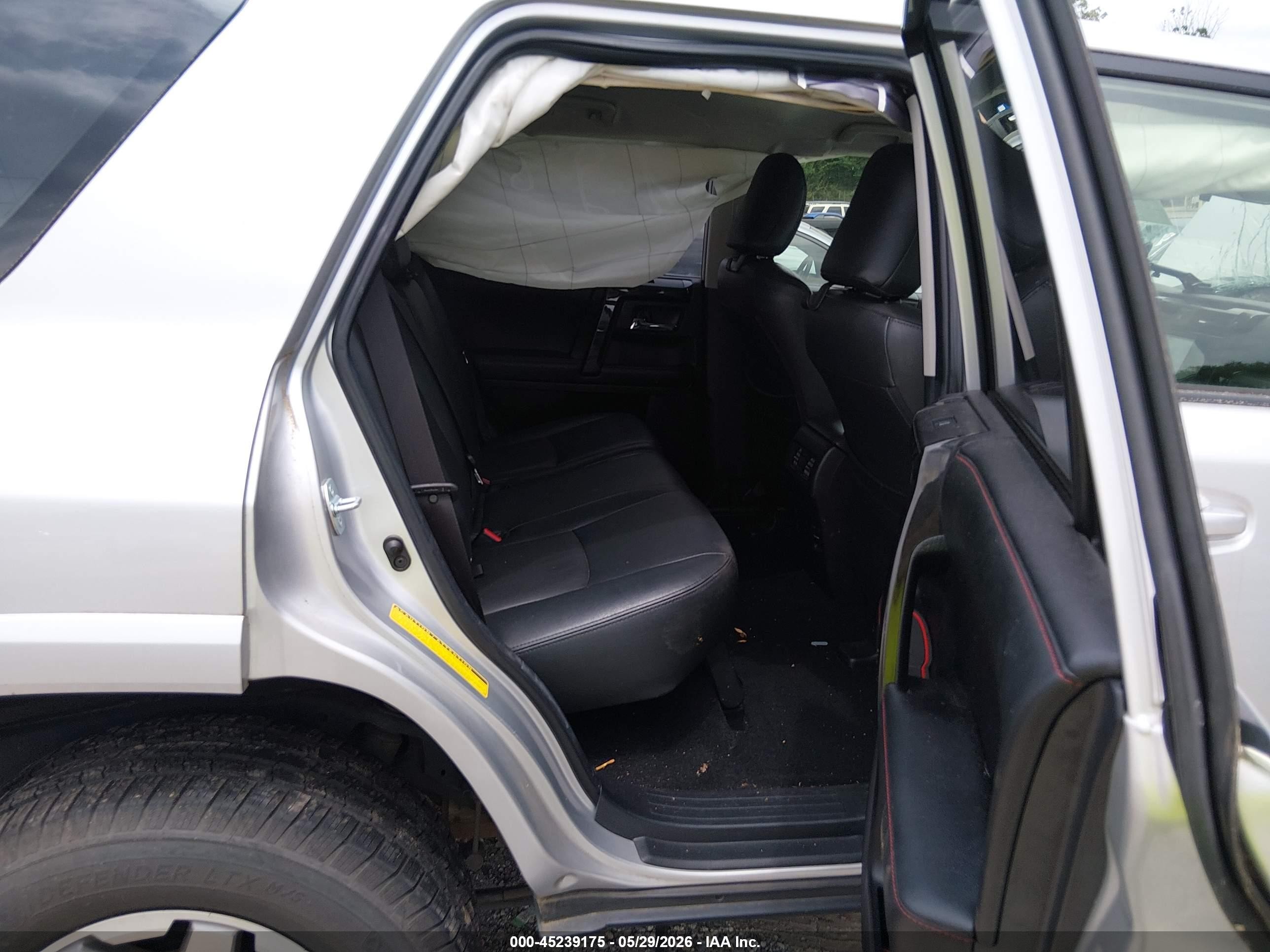 2014 Toyota 4runner Trail Silver vin: JTEBU5JR8E5196721