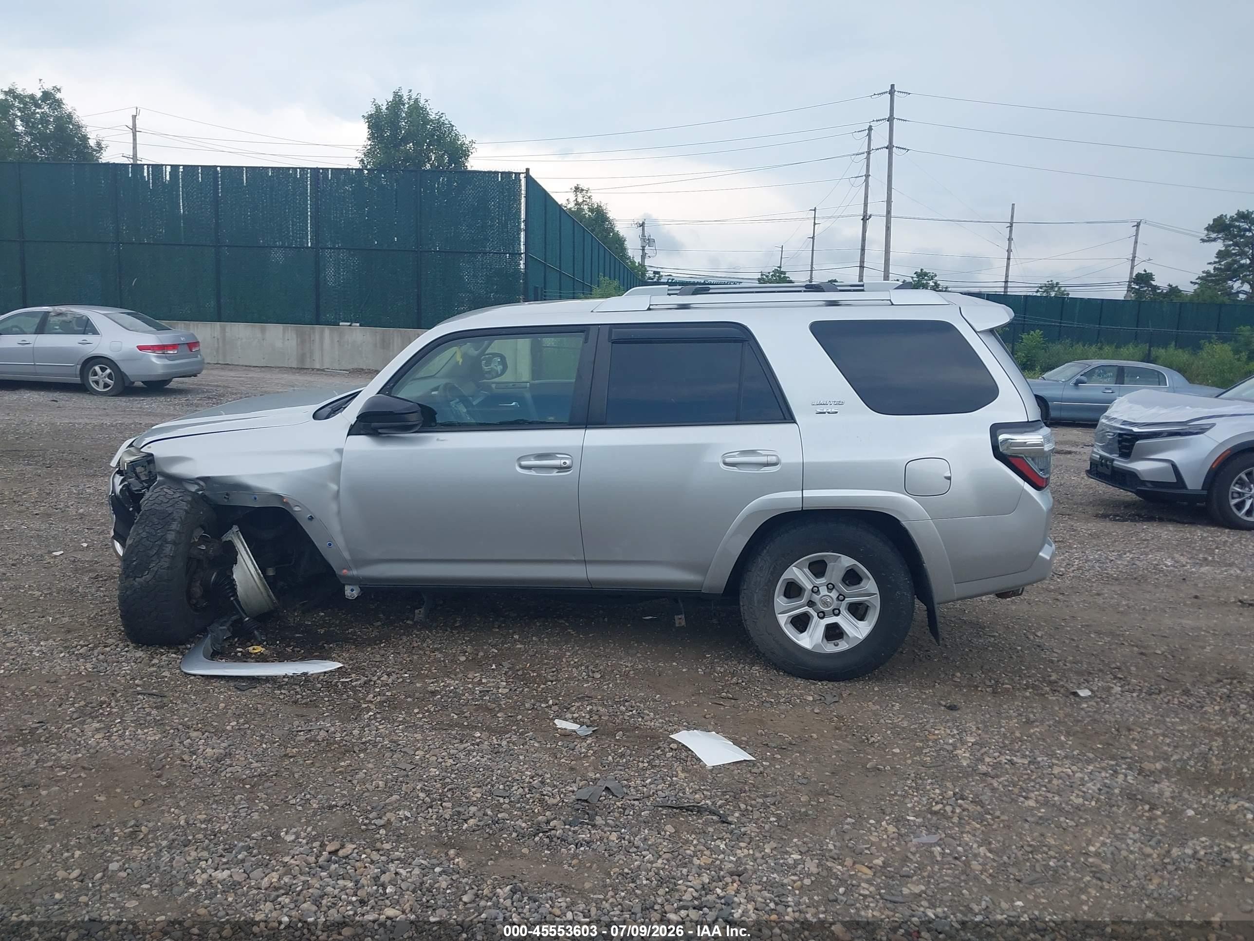 2015 Toyota 4runner Sr5 Silver vin: JTEBU5JR8F5207363