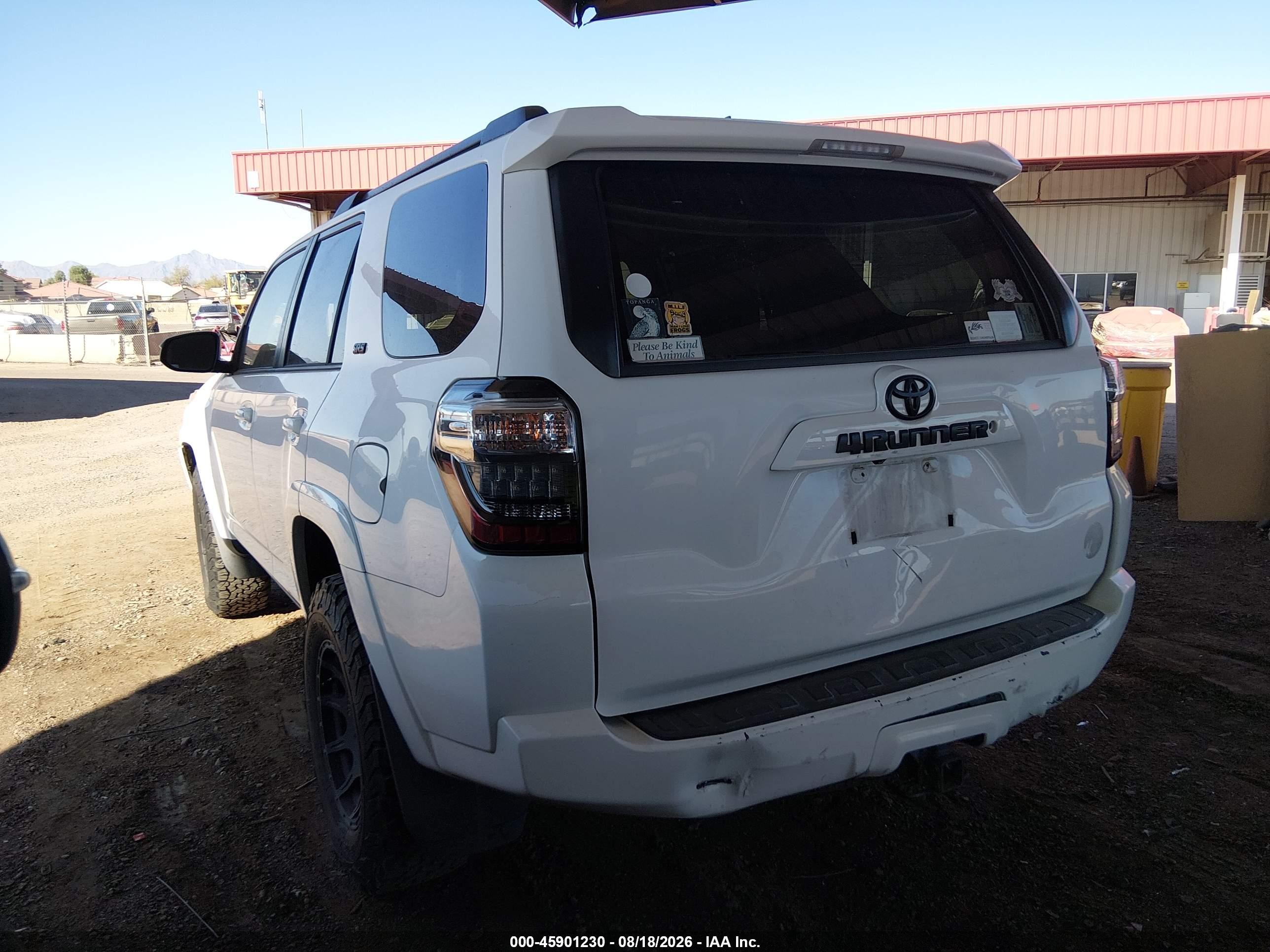 2015 Toyota 4runner Sr5 White vin: JTEBU5JR8F5220694
