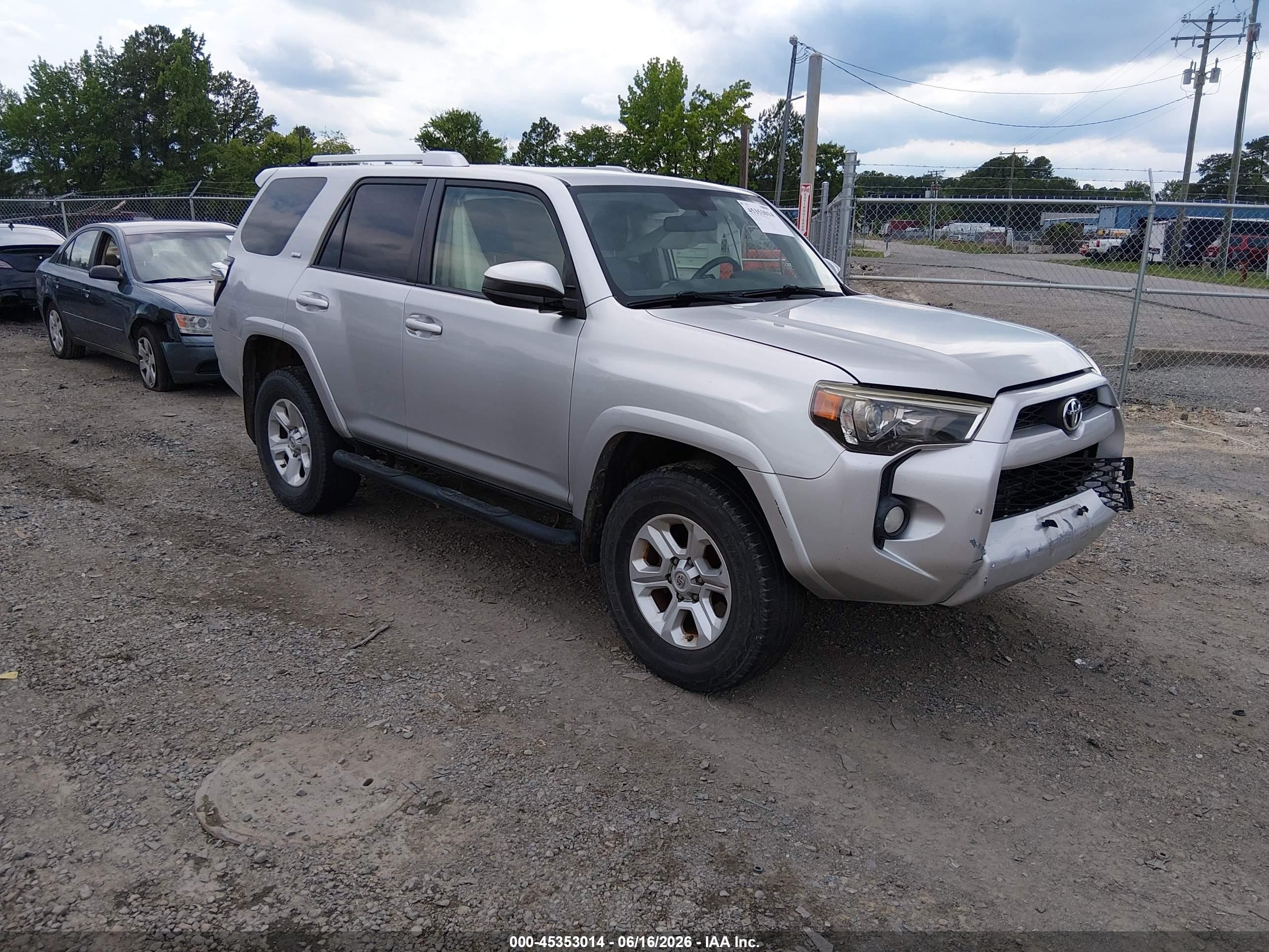 2015 Toyota 4runner Sr5 Silver vin: JTEBU5JR8F5229816