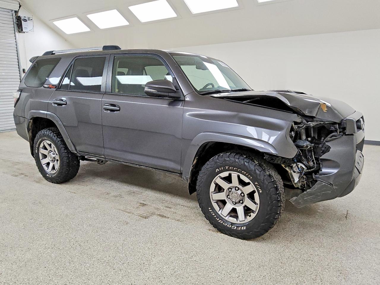 2015 Toyota 4runner Trail Premium Gray vin: JTEBU5JR8F5261715