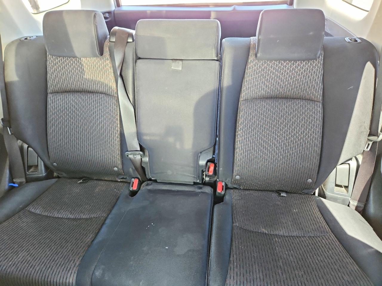 2010 Toyota 4runner Sr5 White vin: JTEBU5JR9A5004569