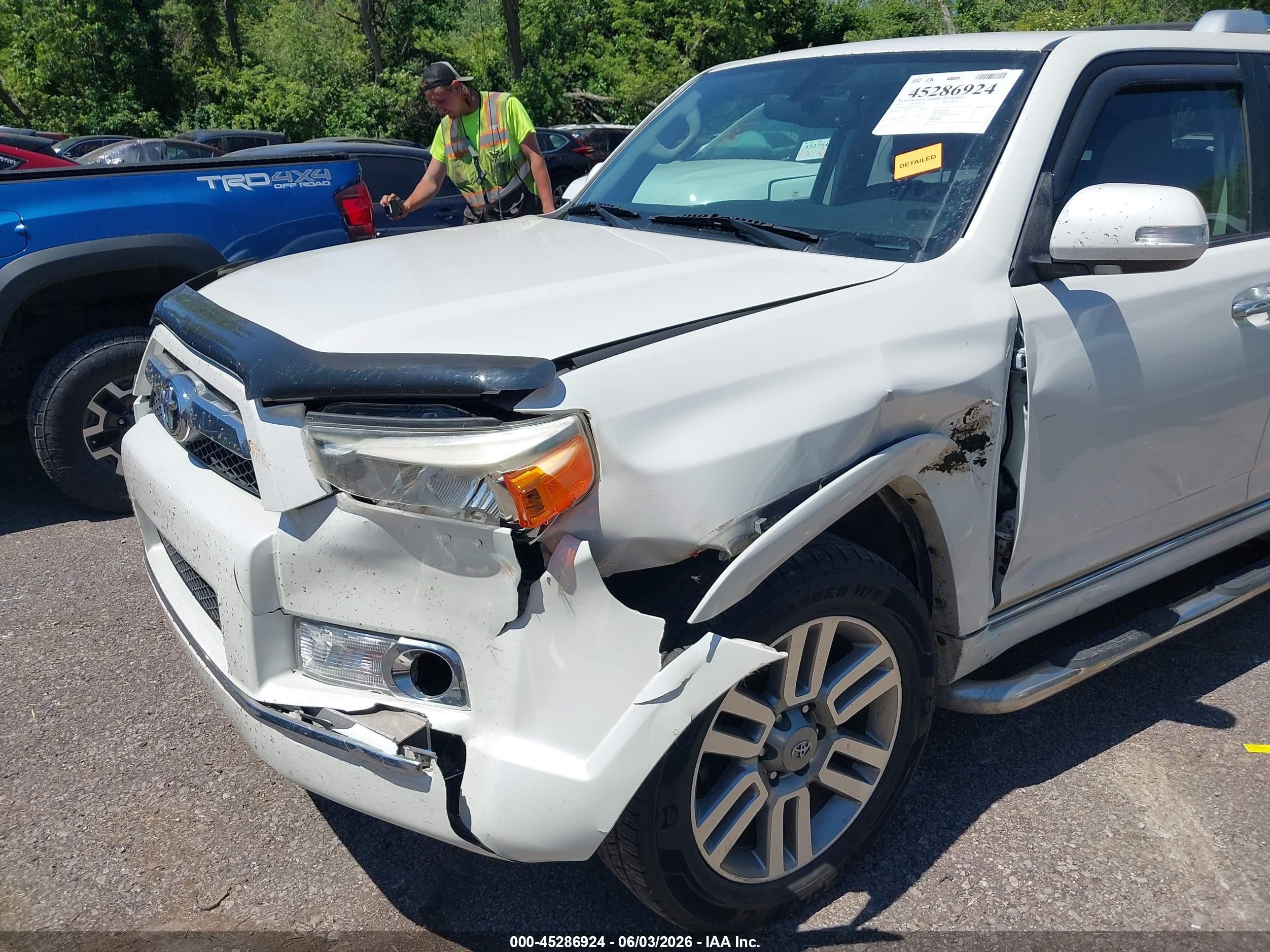 2010 Toyota 4runner Limited V6 White vin: JTEBU5JR9A5017709
