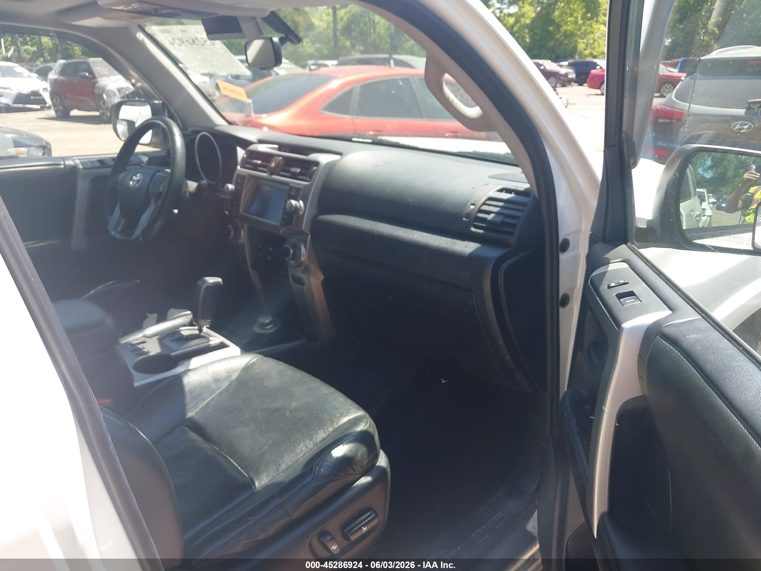 2010 Toyota 4runner Limited V6 White vin: JTEBU5JR9A5017709