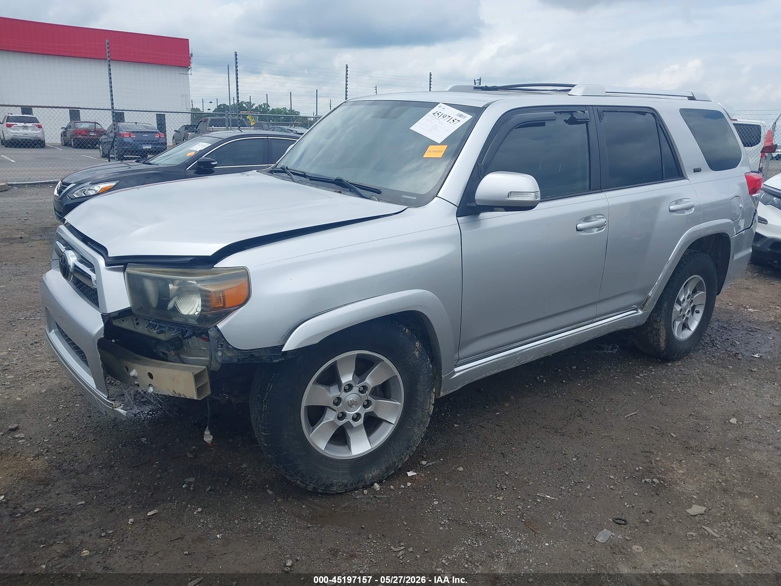 2011 Toyota 4runner Sr5 V6 Silver vin: JTEBU5JR9B5044040
