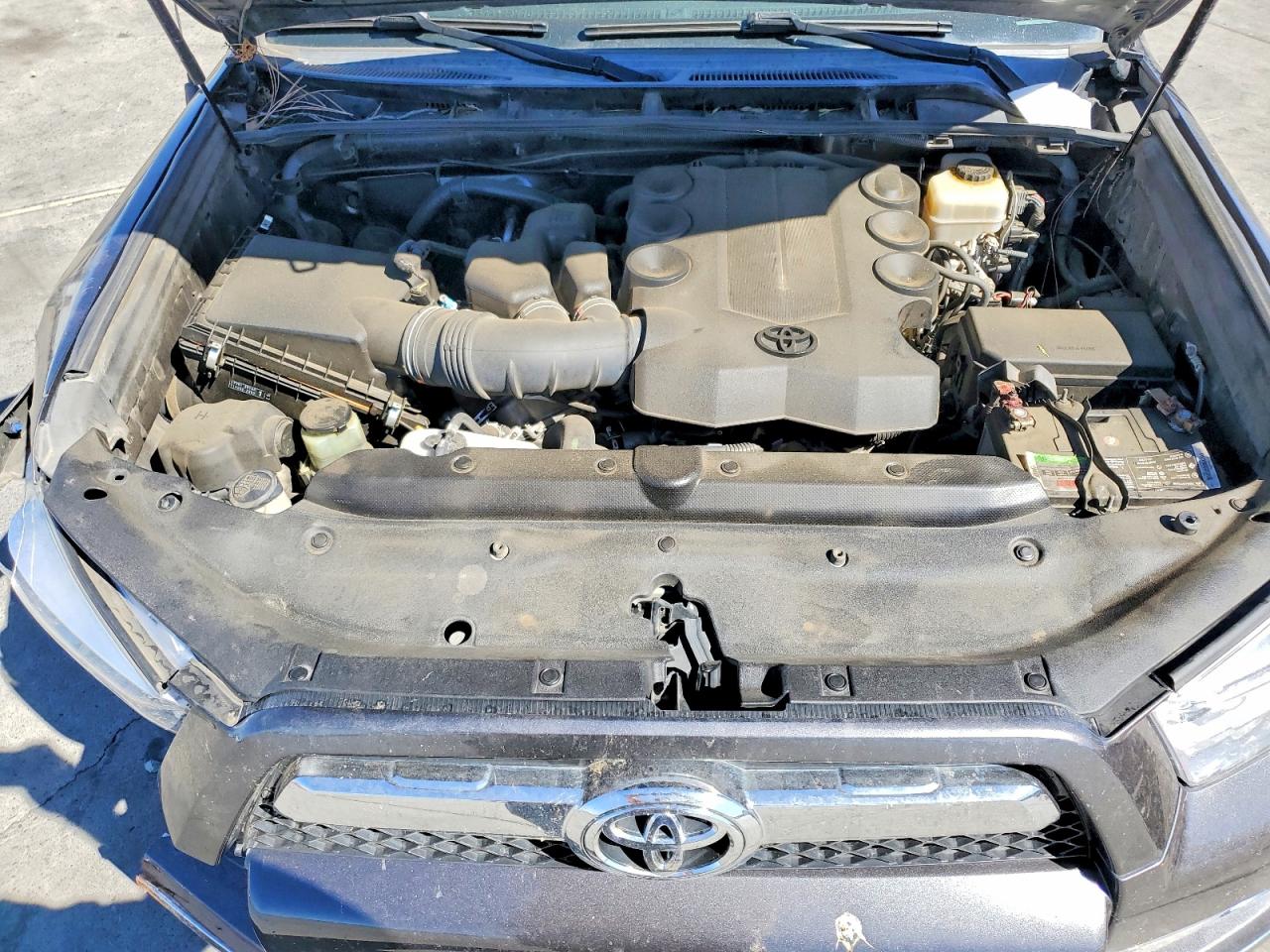 2013 Toyota 4runner Sr5 Gray vin: JTEBU5JR9D5130127