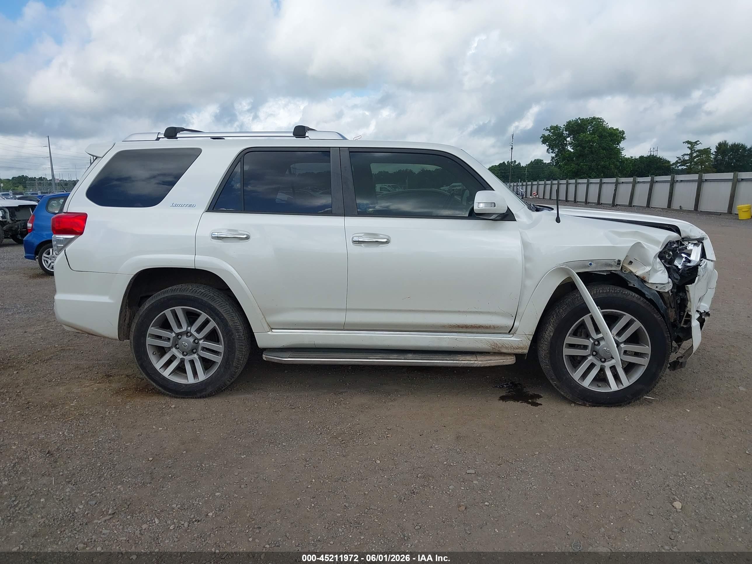 2013 Toyota 4runner Limited White vin: JTEBU5JR9D5138633