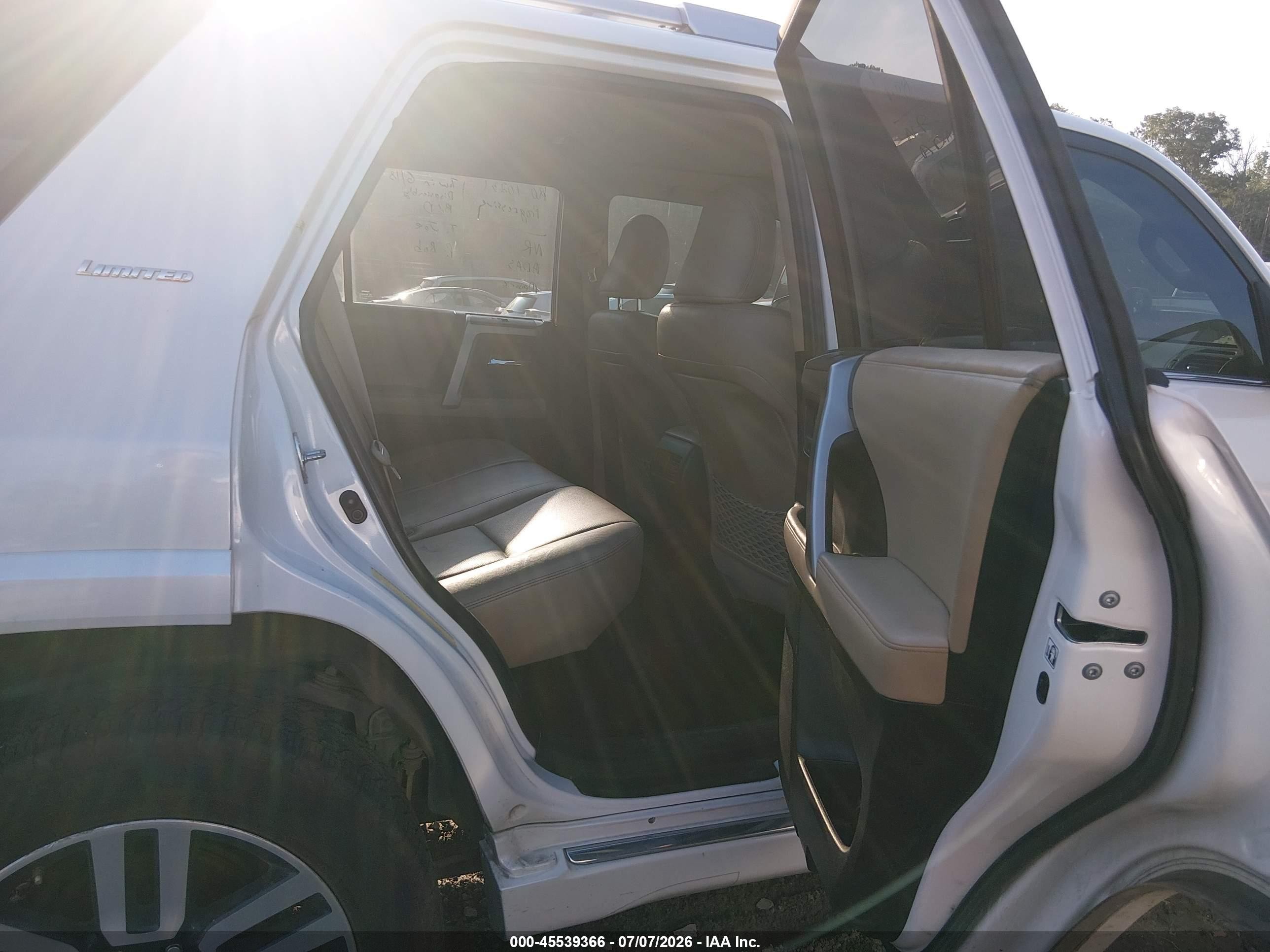 2014 Toyota 4runner Limited White vin: JTEBU5JR9E5167874