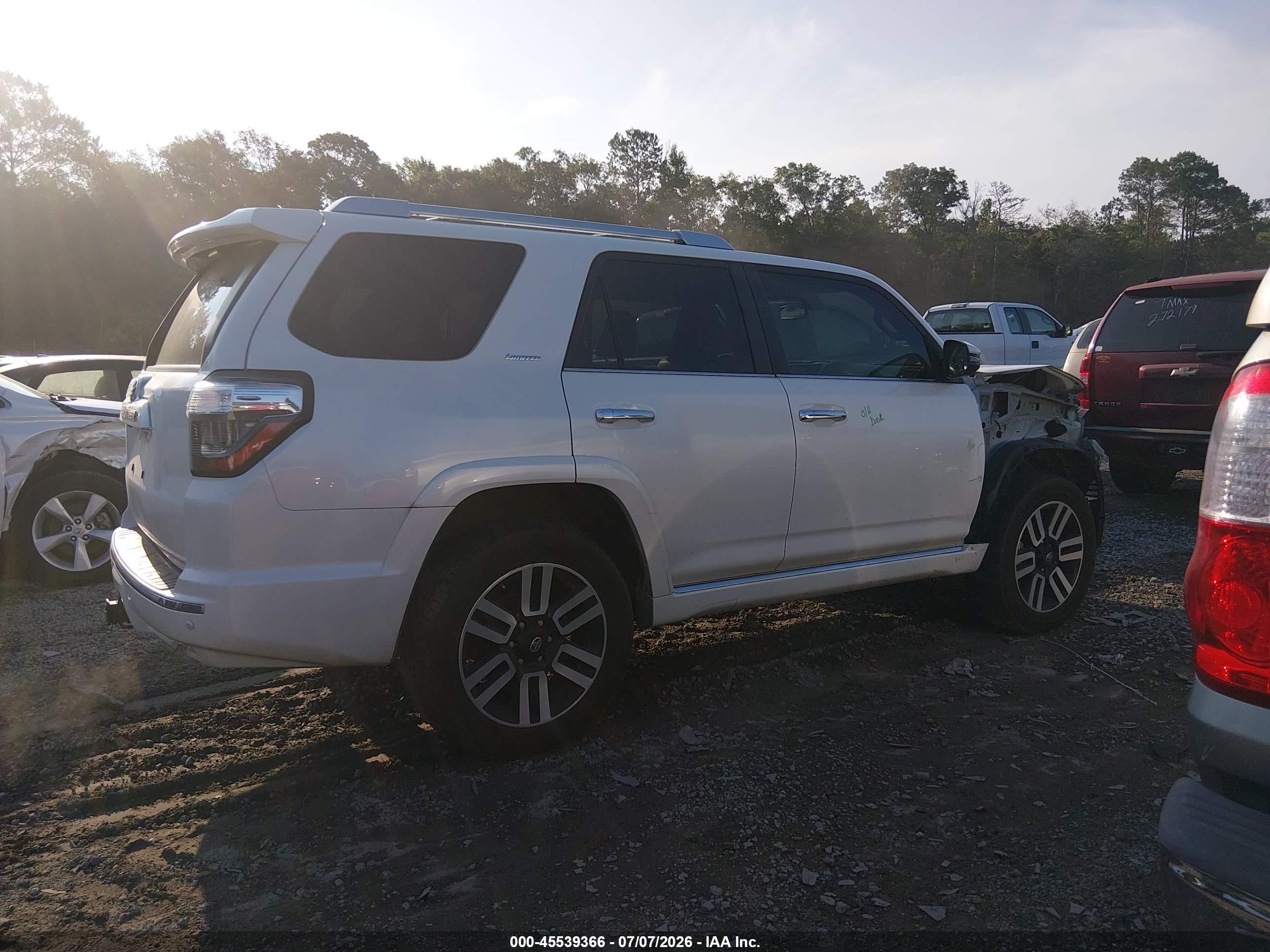 2014 Toyota 4runner Limited White vin: JTEBU5JR9E5167874