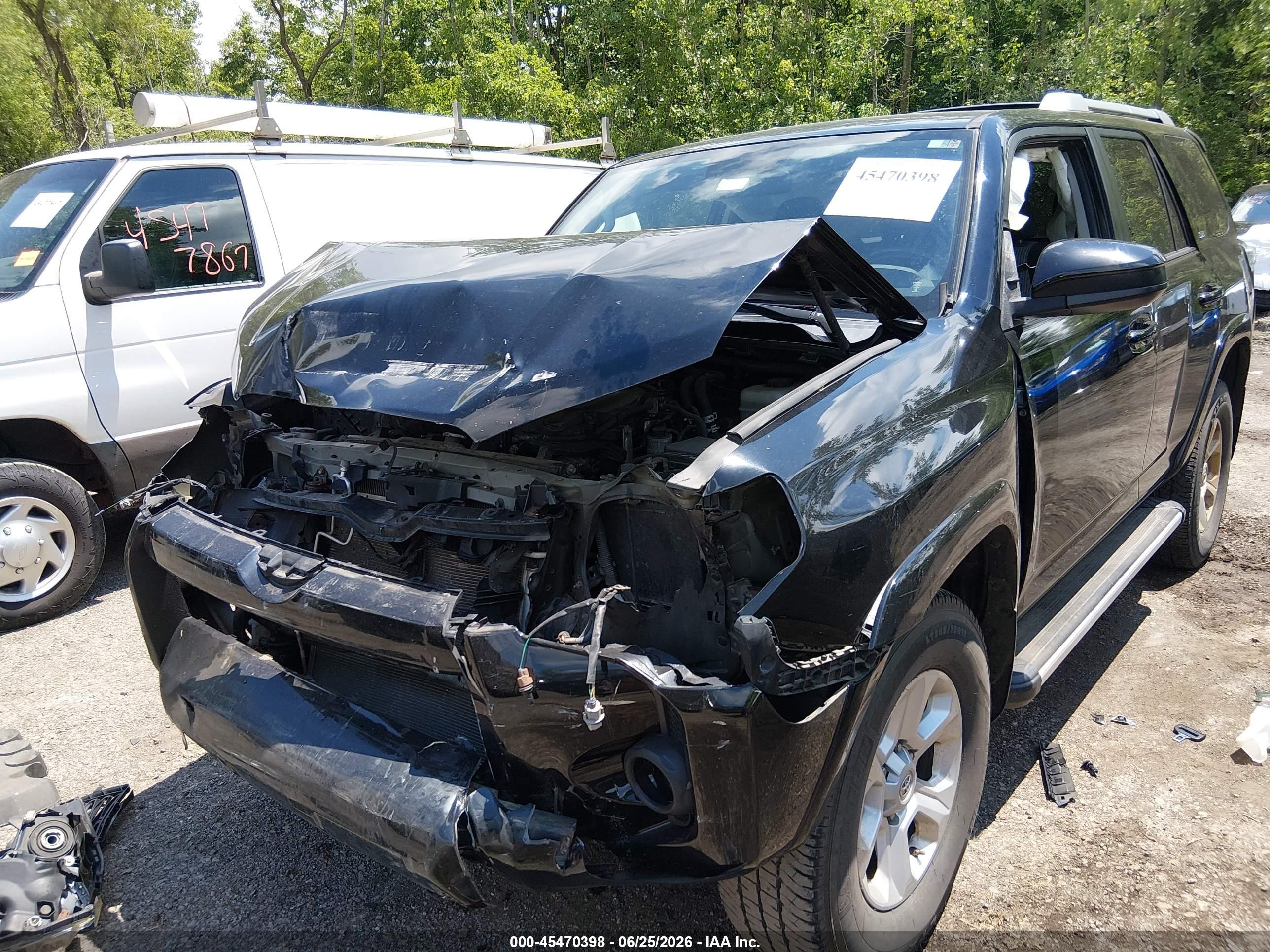 2014 Toyota 4runner Sr5 Black vin: JTEBU5JR9E5201375