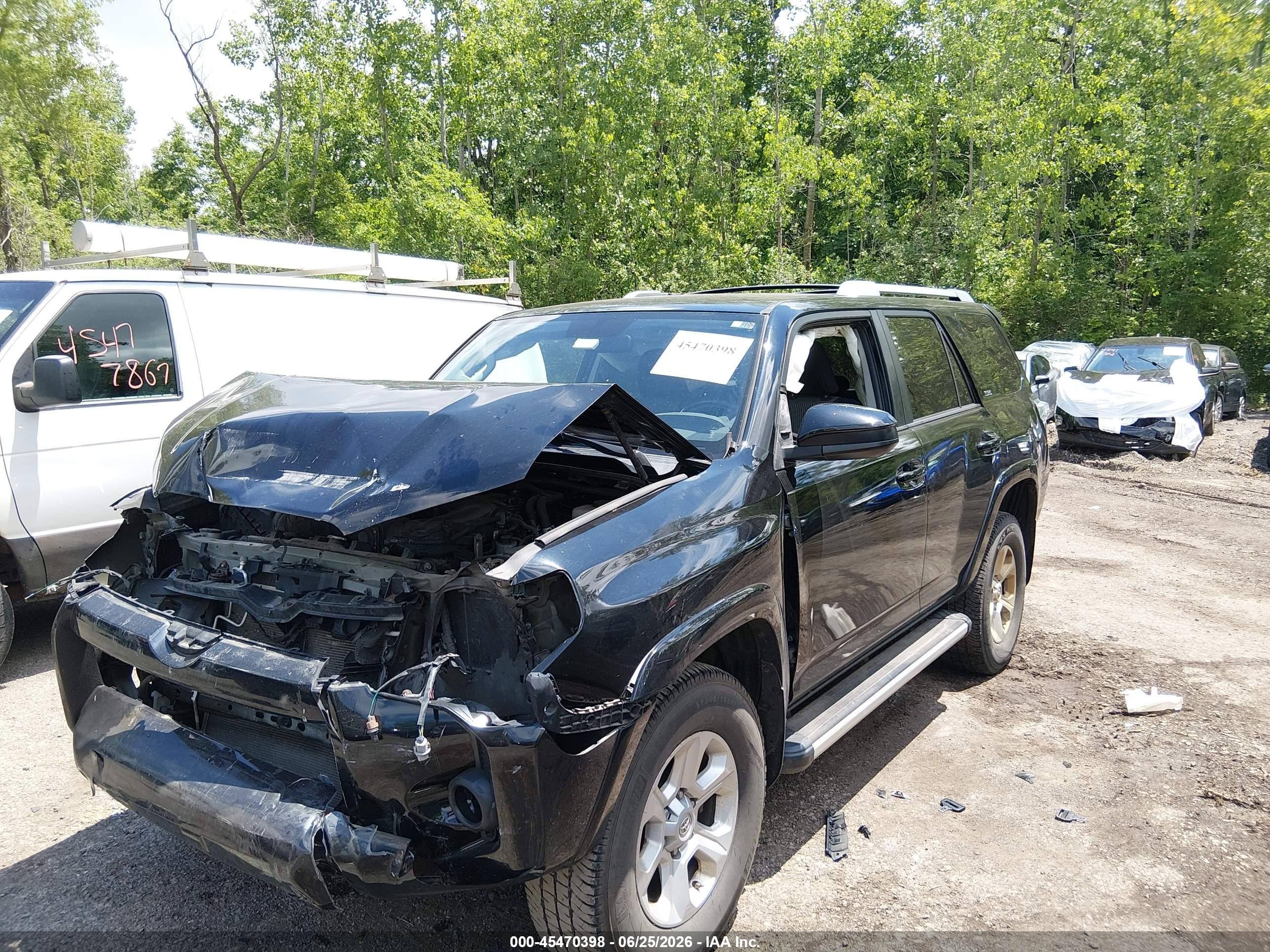 2014 Toyota 4runner Sr5 Black vin: JTEBU5JR9E5201375