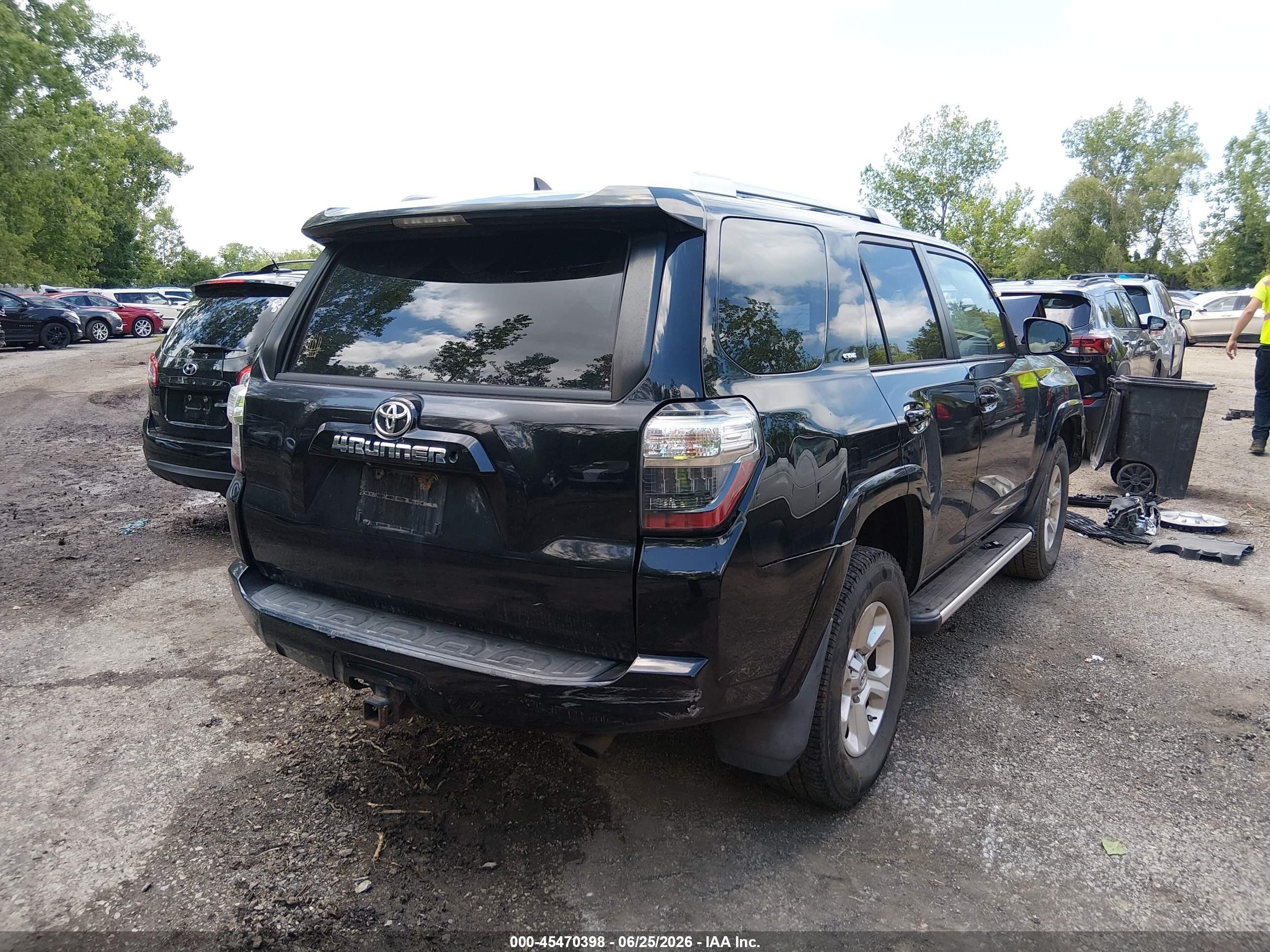 2014 Toyota 4runner Sr5 Black vin: JTEBU5JR9E5201375