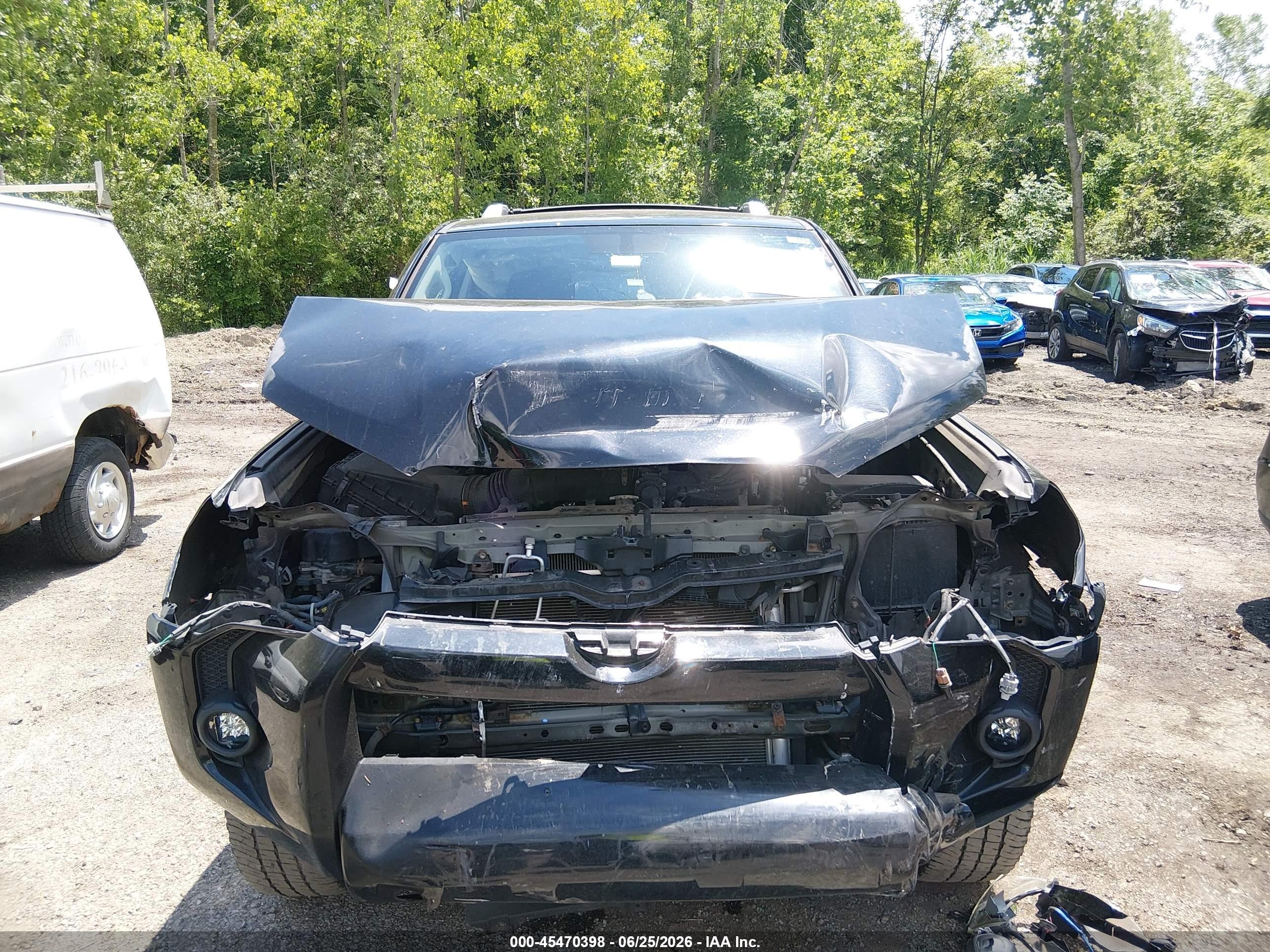 2014 Toyota 4runner Sr5 Black vin: JTEBU5JR9E5201375