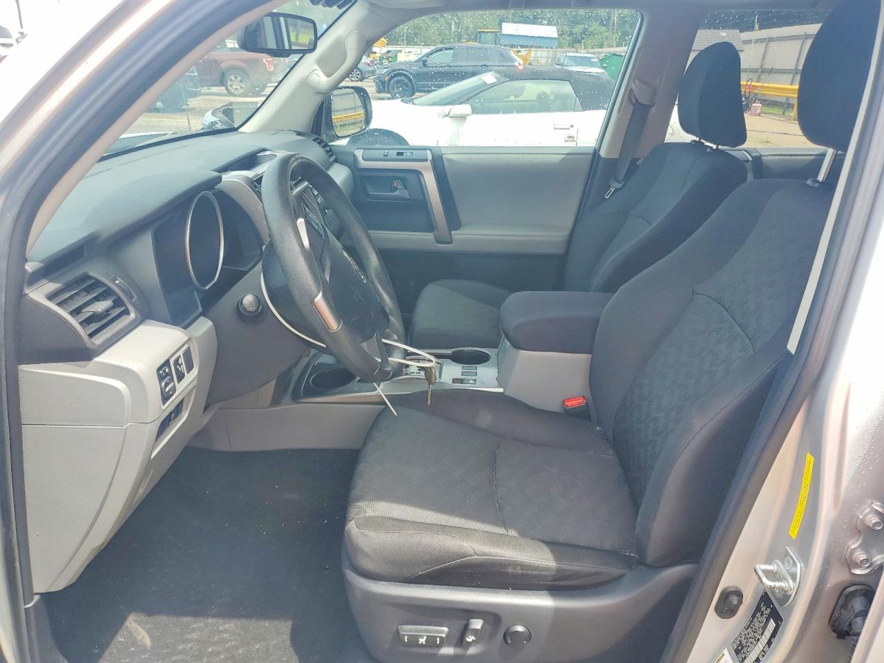 2010 Toyota 4runner Trail Silver vin: JTEBU5JRXA5031019