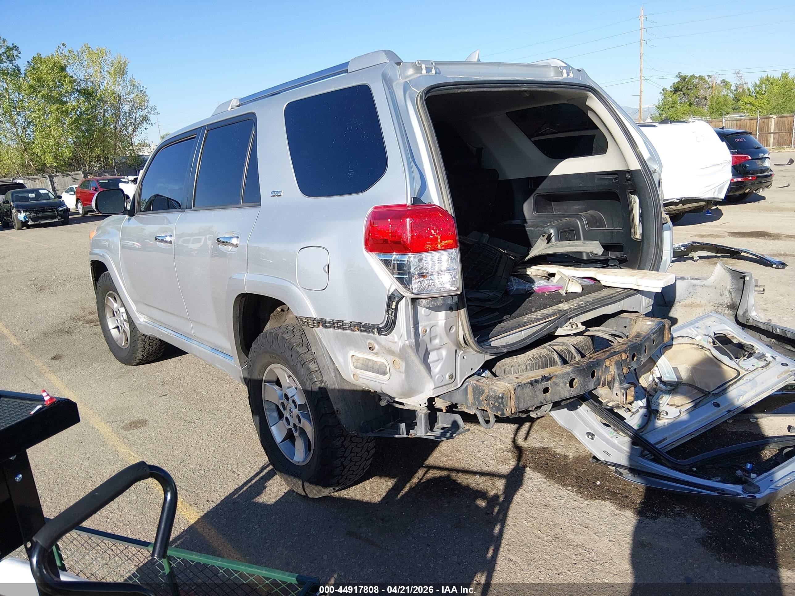 2011 Toyota 4runner Sr5 V6 Silver vin: JTEBU5JRXB5035363