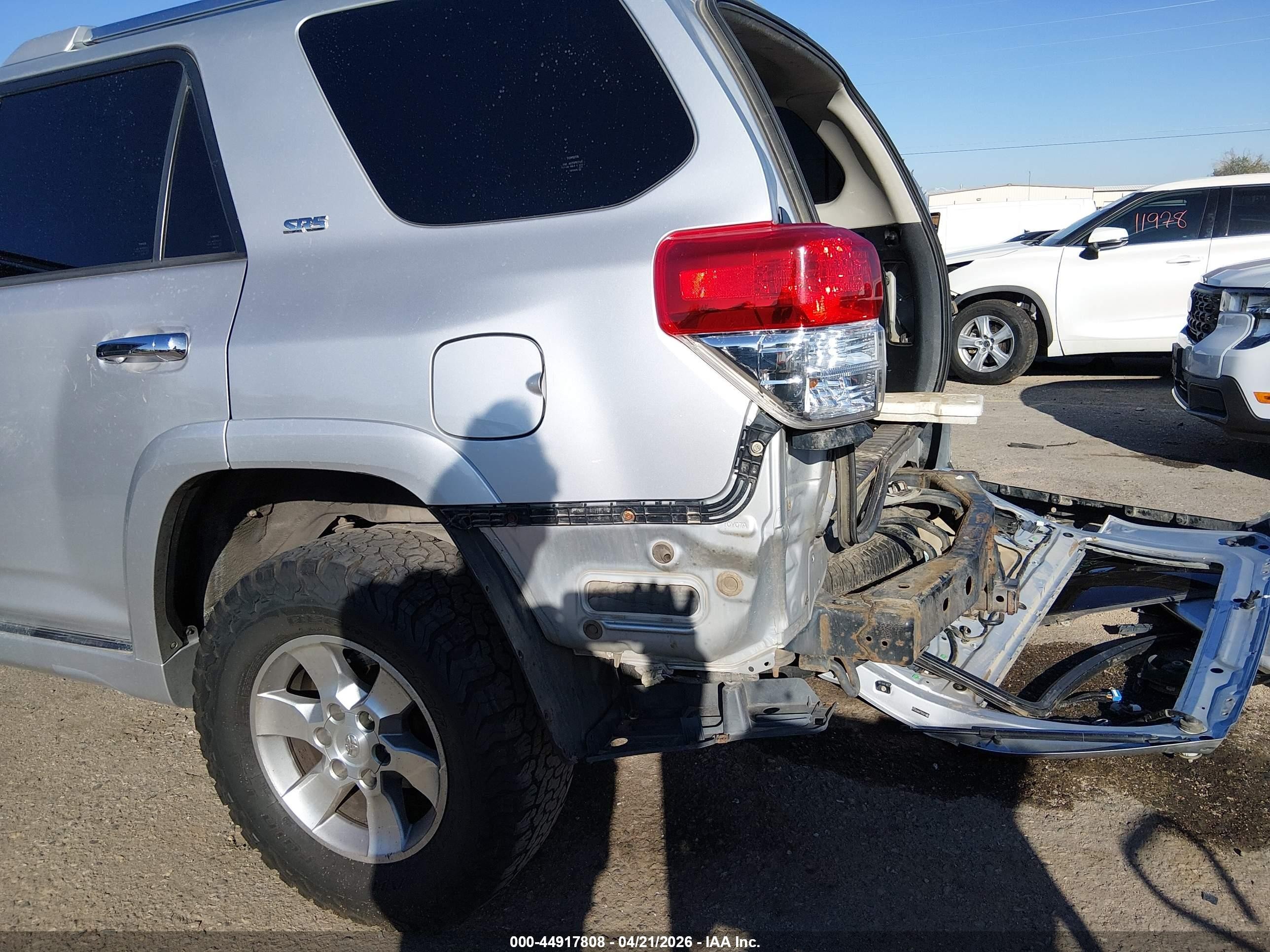 2011 Toyota 4runner Sr5 V6 Silver vin: JTEBU5JRXB5035363