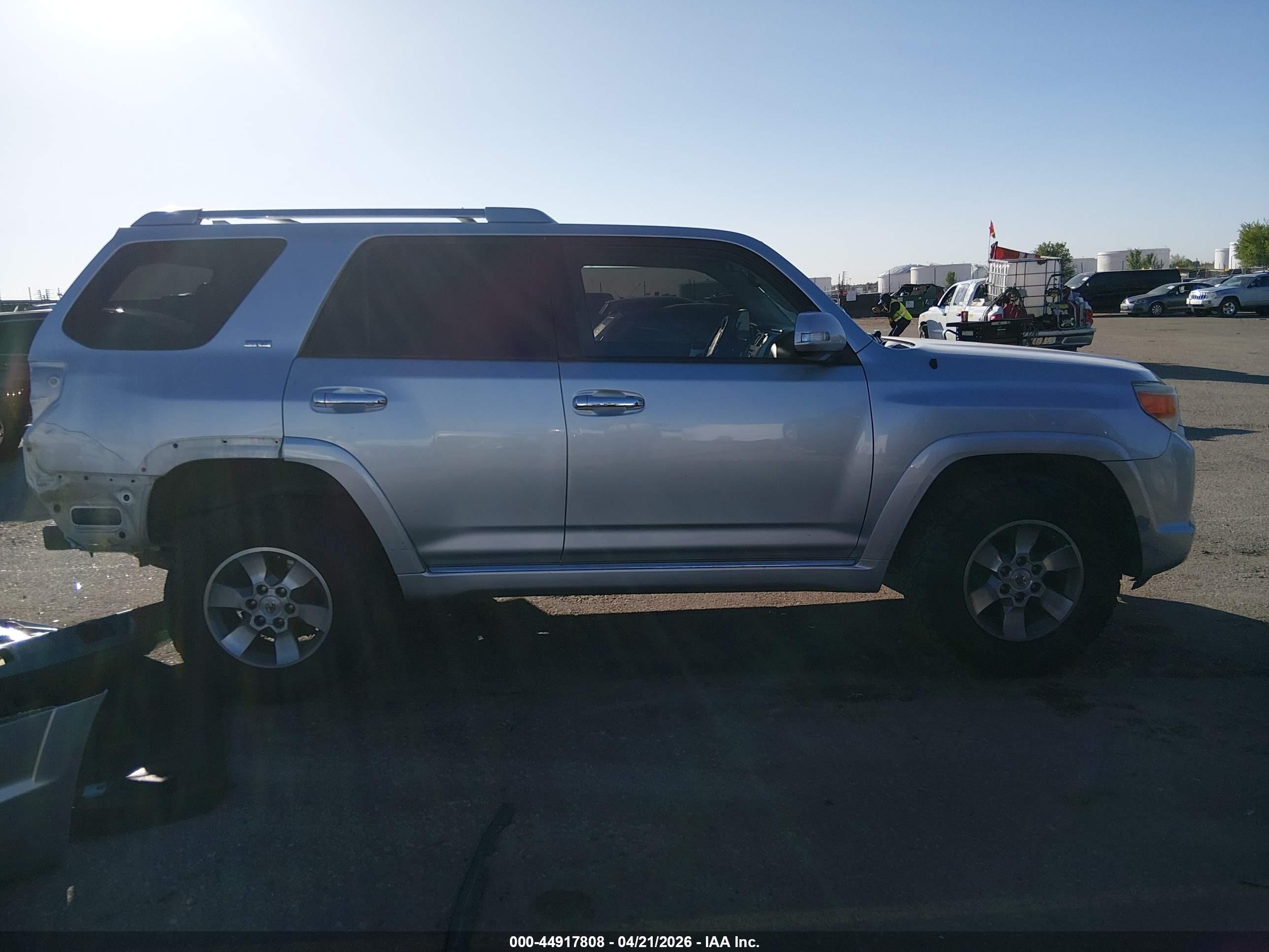 2011 Toyota 4runner Sr5 V6 Silver vin: JTEBU5JRXB5035363