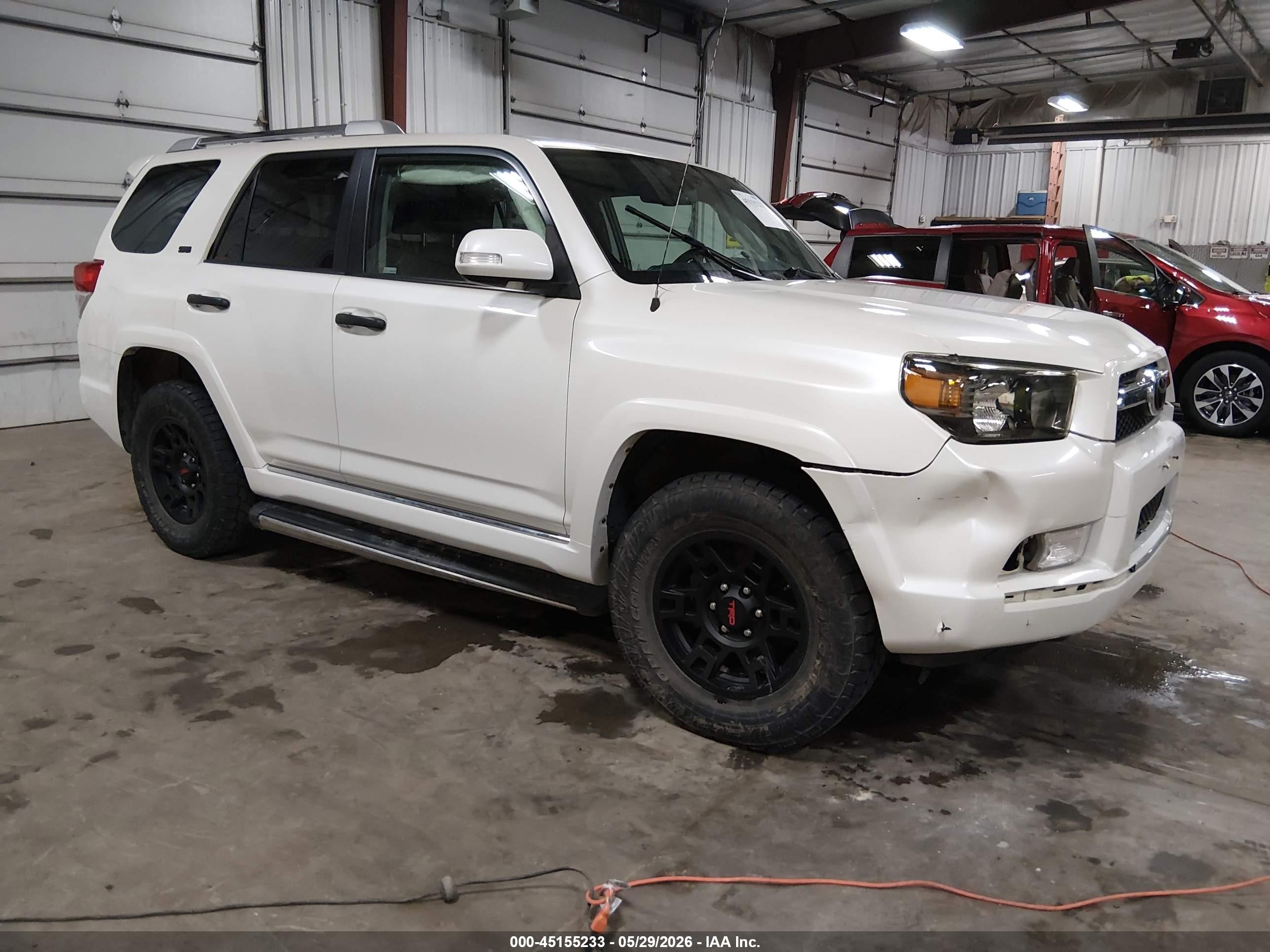 2011 Toyota 4runner Sr5 V6 White vin: JTEBU5JRXB5046346