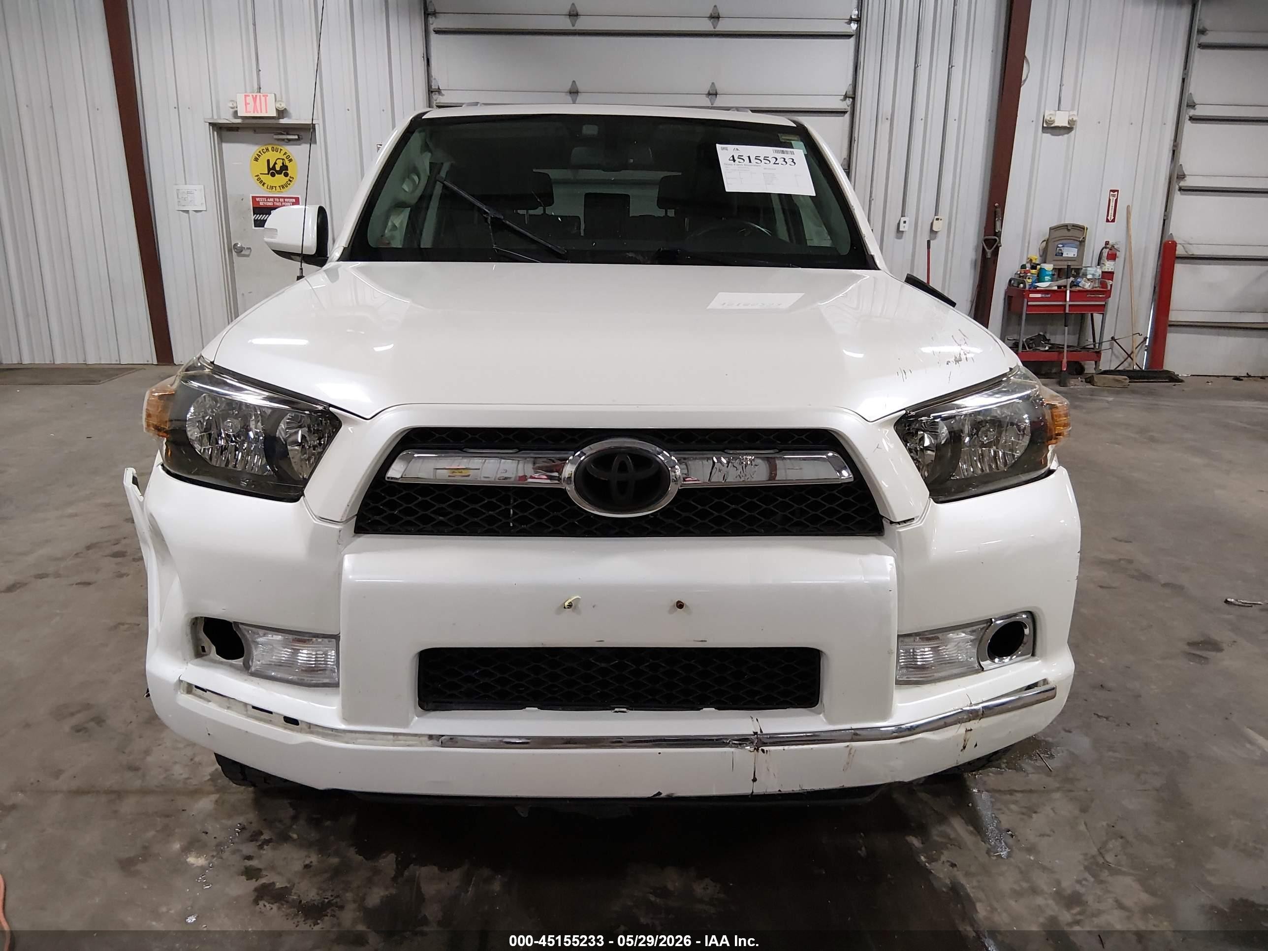 2011 Toyota 4runner Sr5 V6 White vin: JTEBU5JRXB5046346