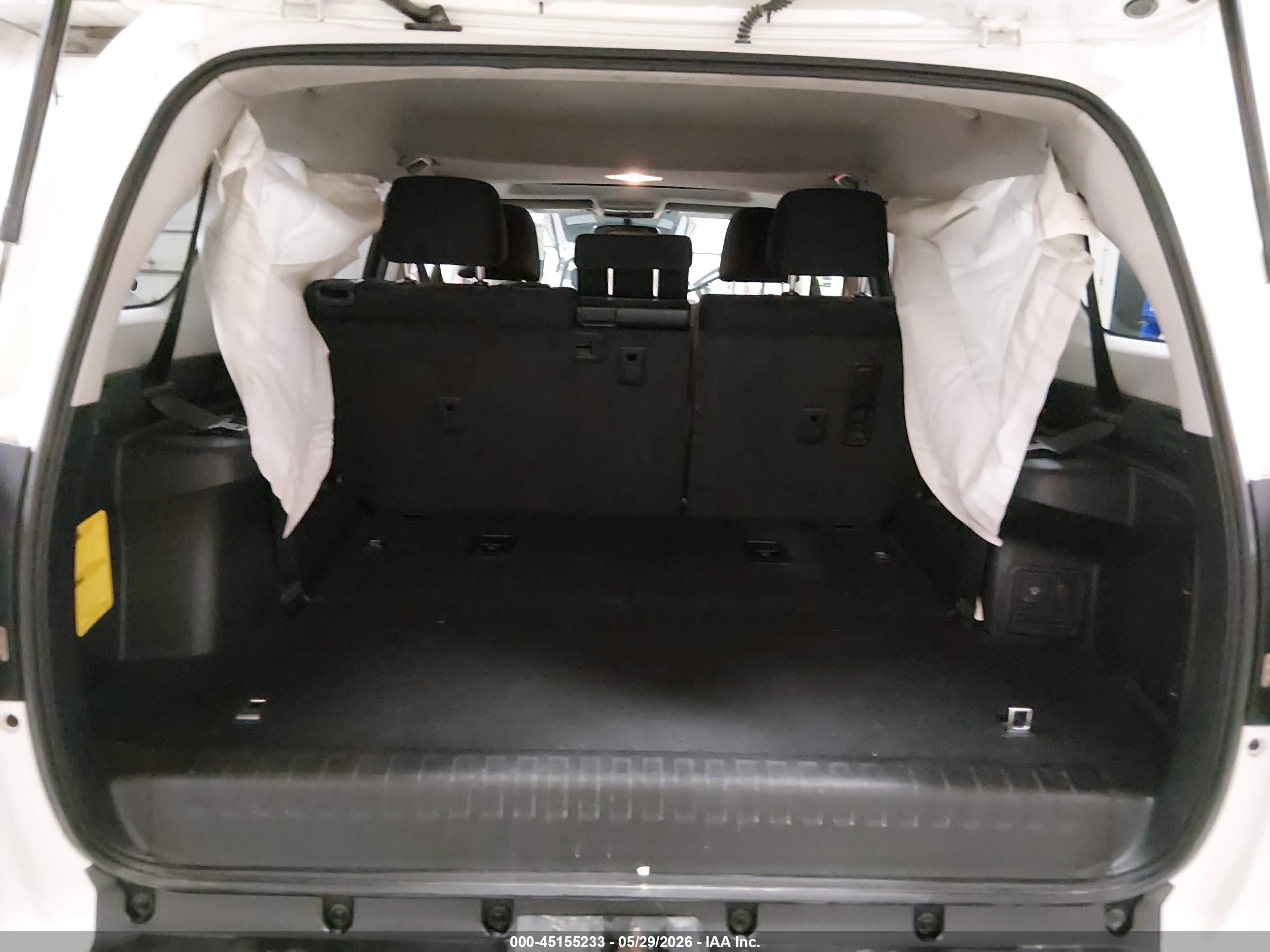 2011 Toyota 4runner Sr5 V6 White vin: JTEBU5JRXB5046346