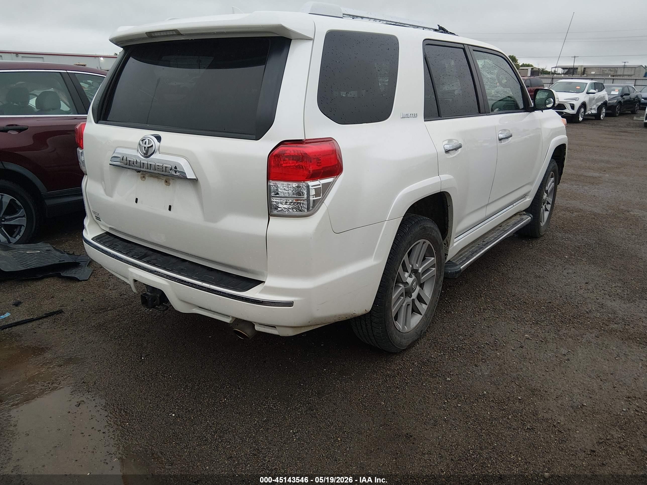 2011 Toyota 4runner Limited V6 White vin: JTEBU5JRXB5047559