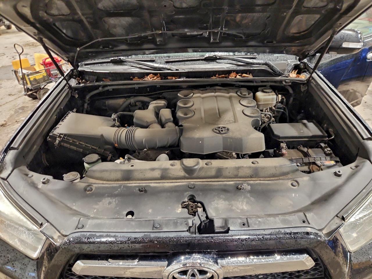 2011 Toyota 4runner Sr5 Black vin: JTEBU5JRXB5059789