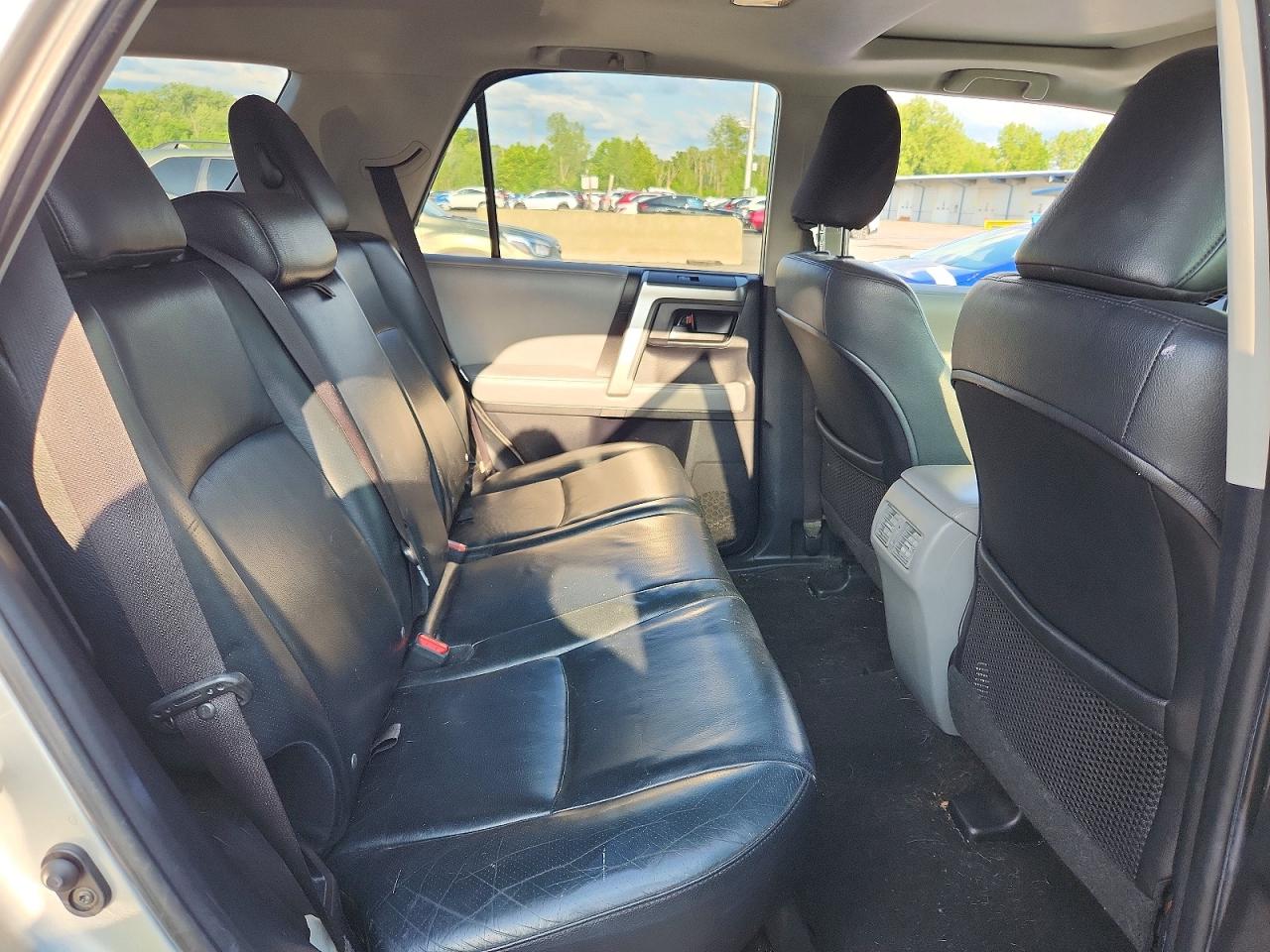 2012 Toyota 4runner Sr5 Silver vin: JTEBU5JRXC5087481