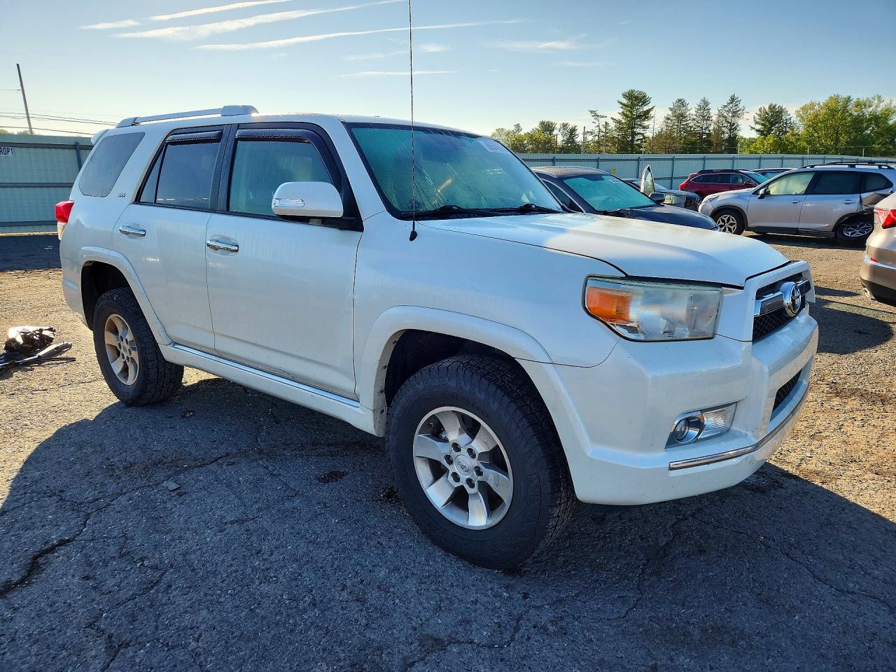 2012 Toyota 4runner Sr5 White vin: JTEBU5JRXC5096312