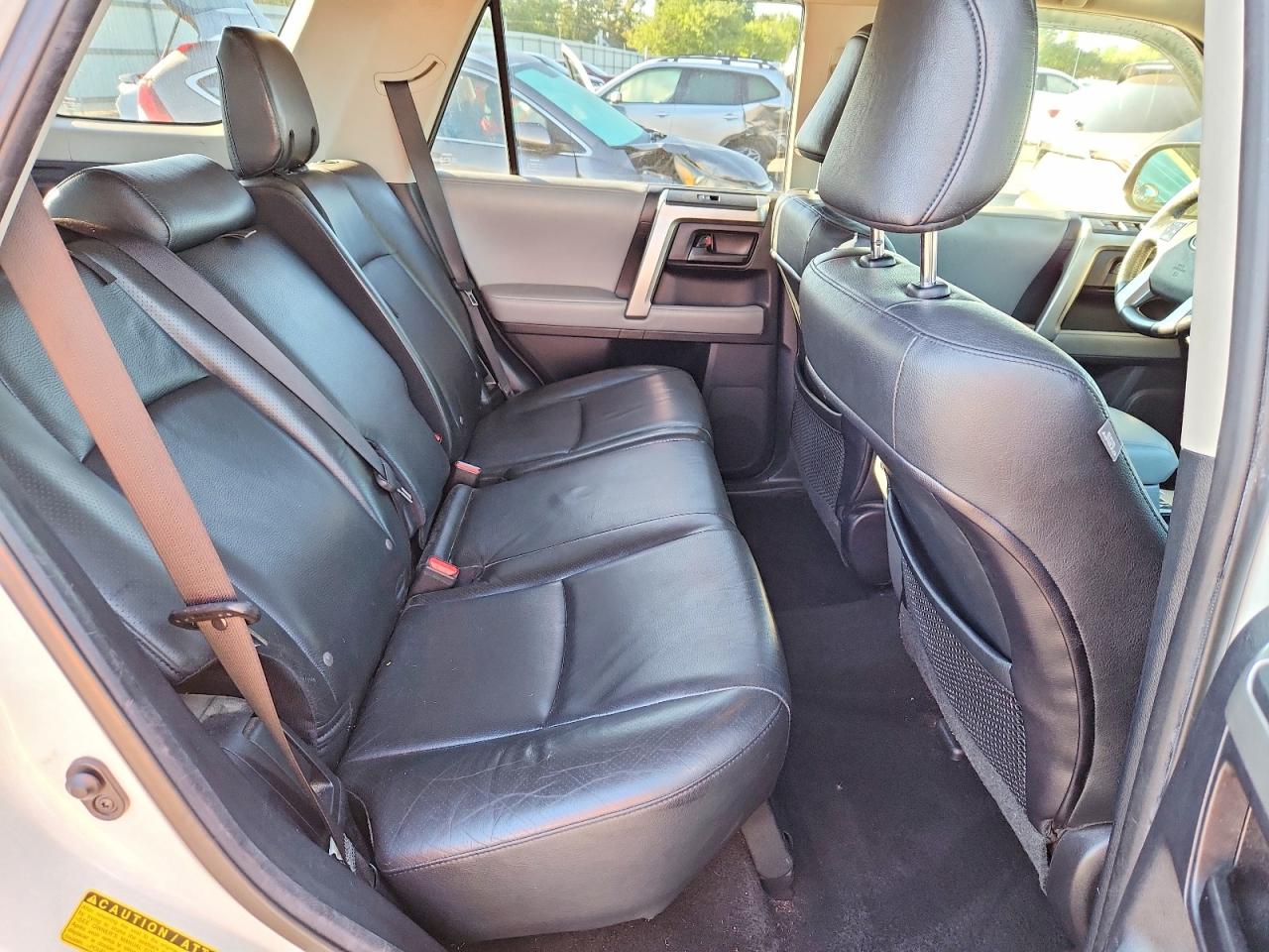 2012 Toyota 4runner Sr5 White vin: JTEBU5JRXC5096312