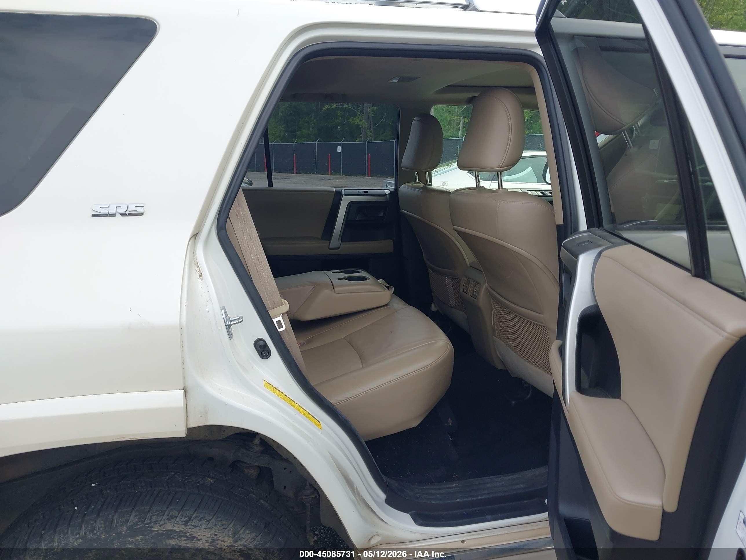 2012 Toyota 4runner Sr5 Белый vin: JTEBU5JRXC5097525
