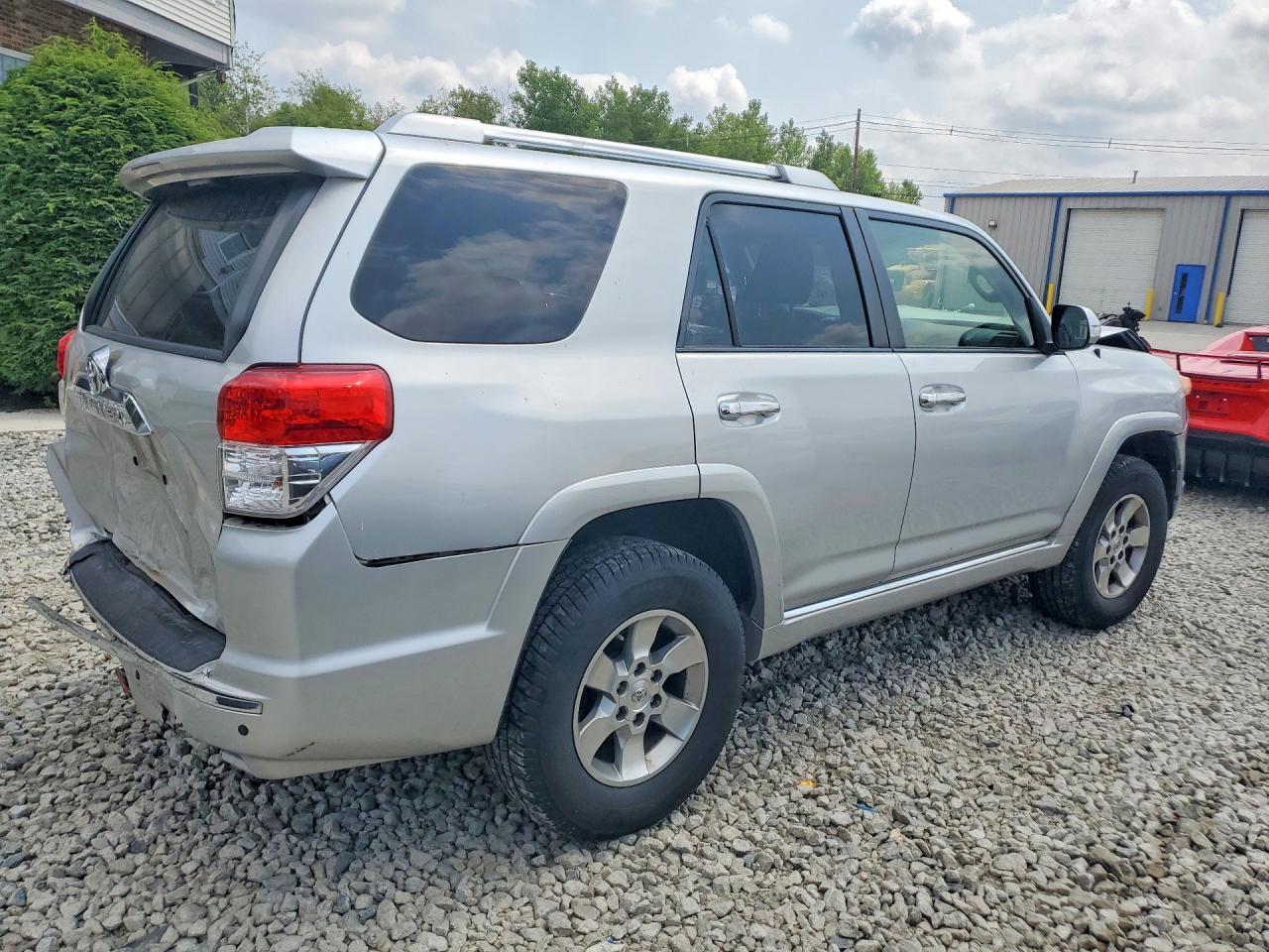2012 Toyota 4runner Sr5 Серебряный vin: JTEBU5JRXC5100679