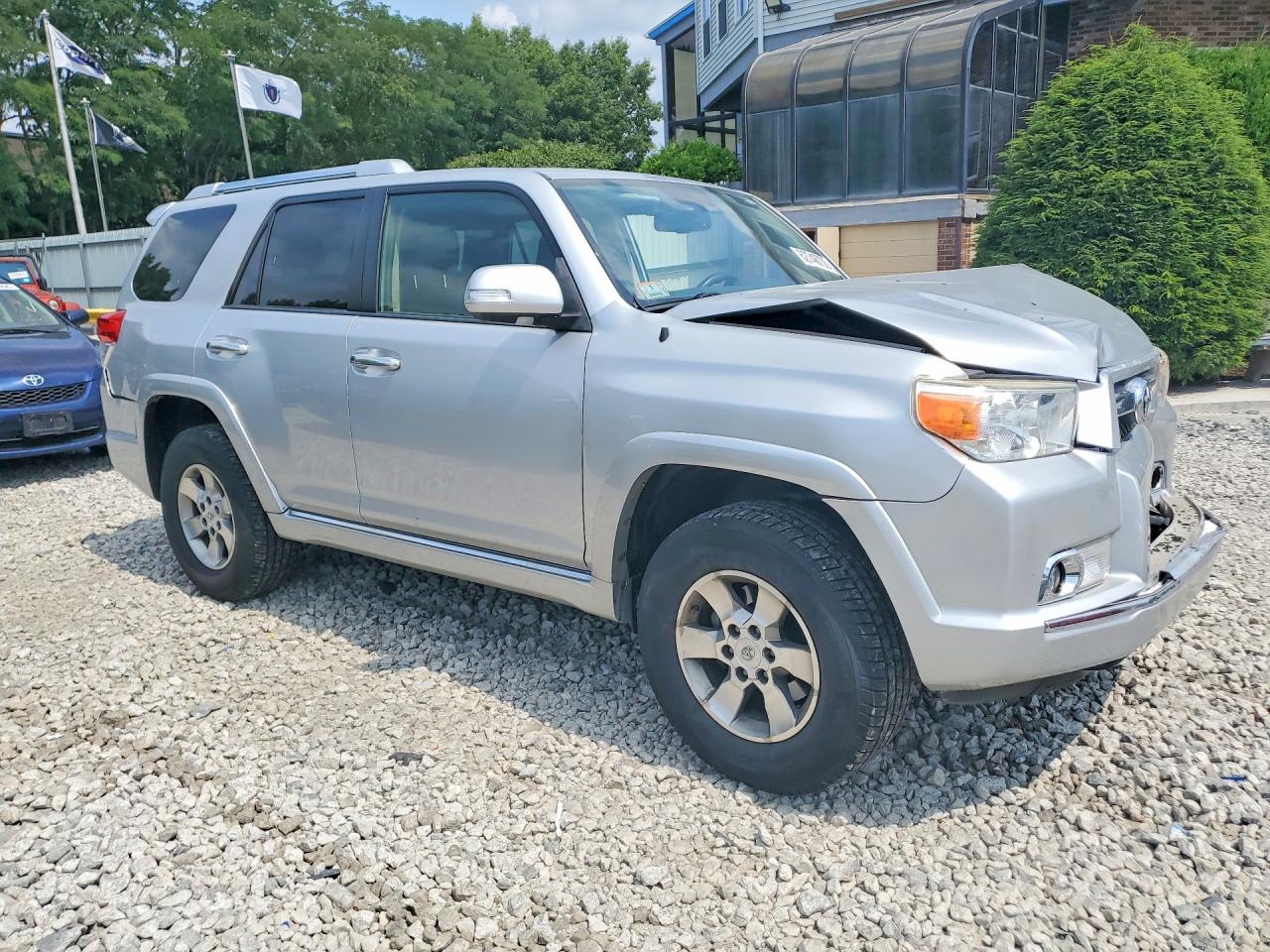 2012 Toyota 4runner Sr5 Серебряный vin: JTEBU5JRXC5100679