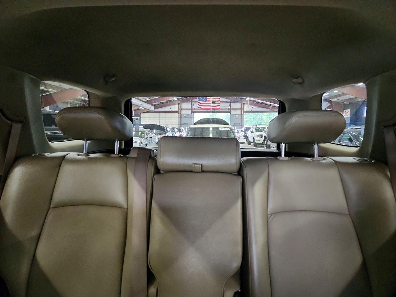 2012 Toyota 4runner Srs Burgundy vin: JTEBU5JRXC5110127