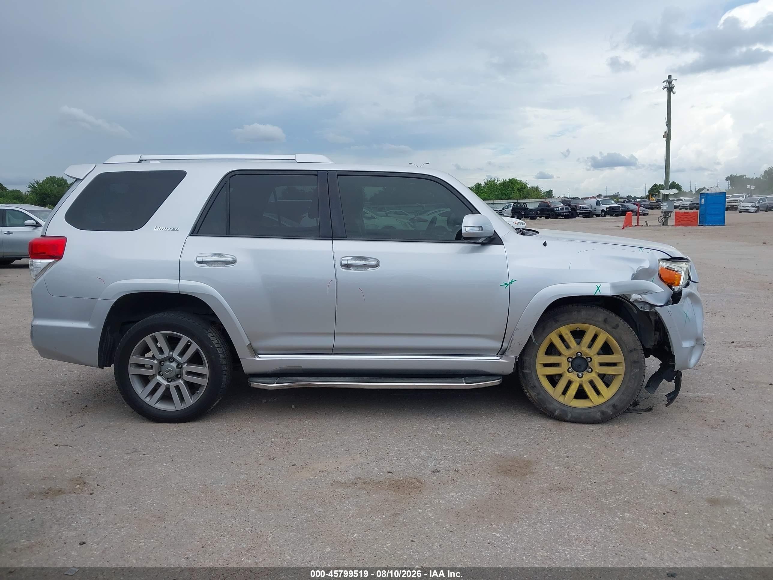 2013 Toyota 4runner Limited Серебряный vin: JTEBU5JRXD5116690