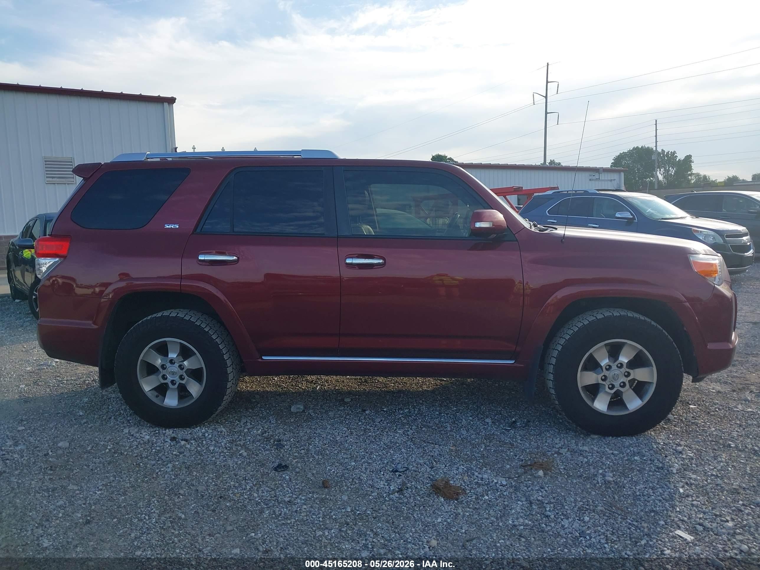 2013 Toyota 4runner Sr5 Red vin: JTEBU5JRXD5124062