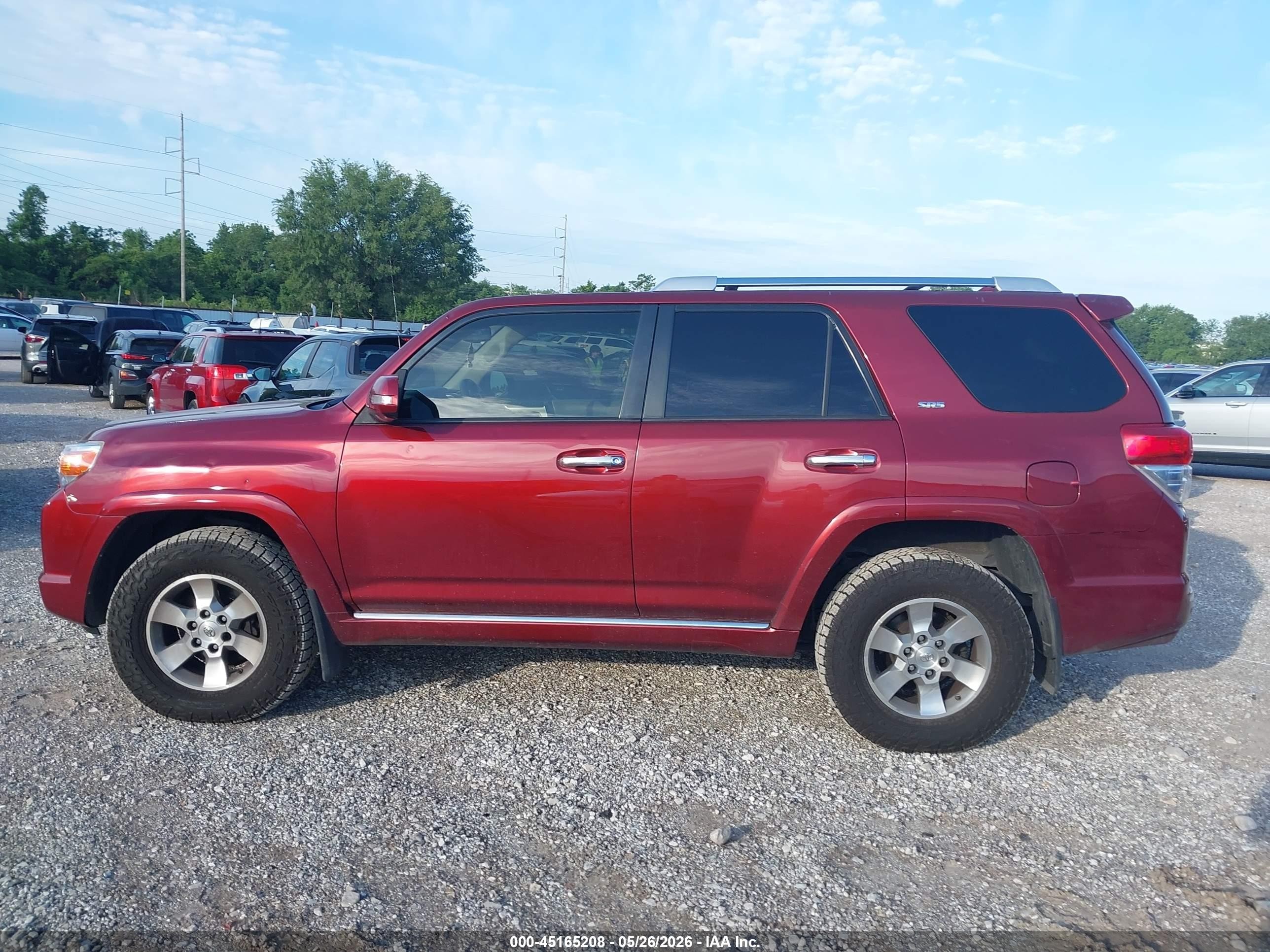 2013 Toyota 4runner Sr5 Red vin: JTEBU5JRXD5124062