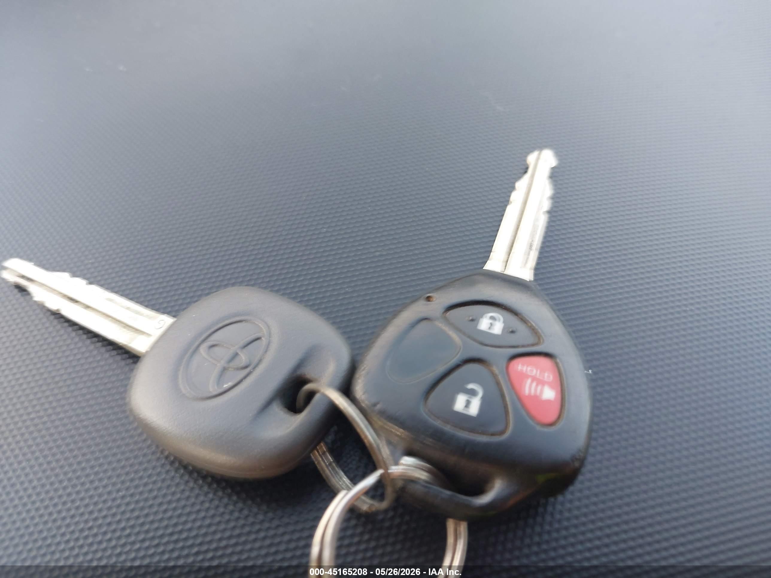 2013 Toyota 4runner Sr5 Red vin: JTEBU5JRXD5124062