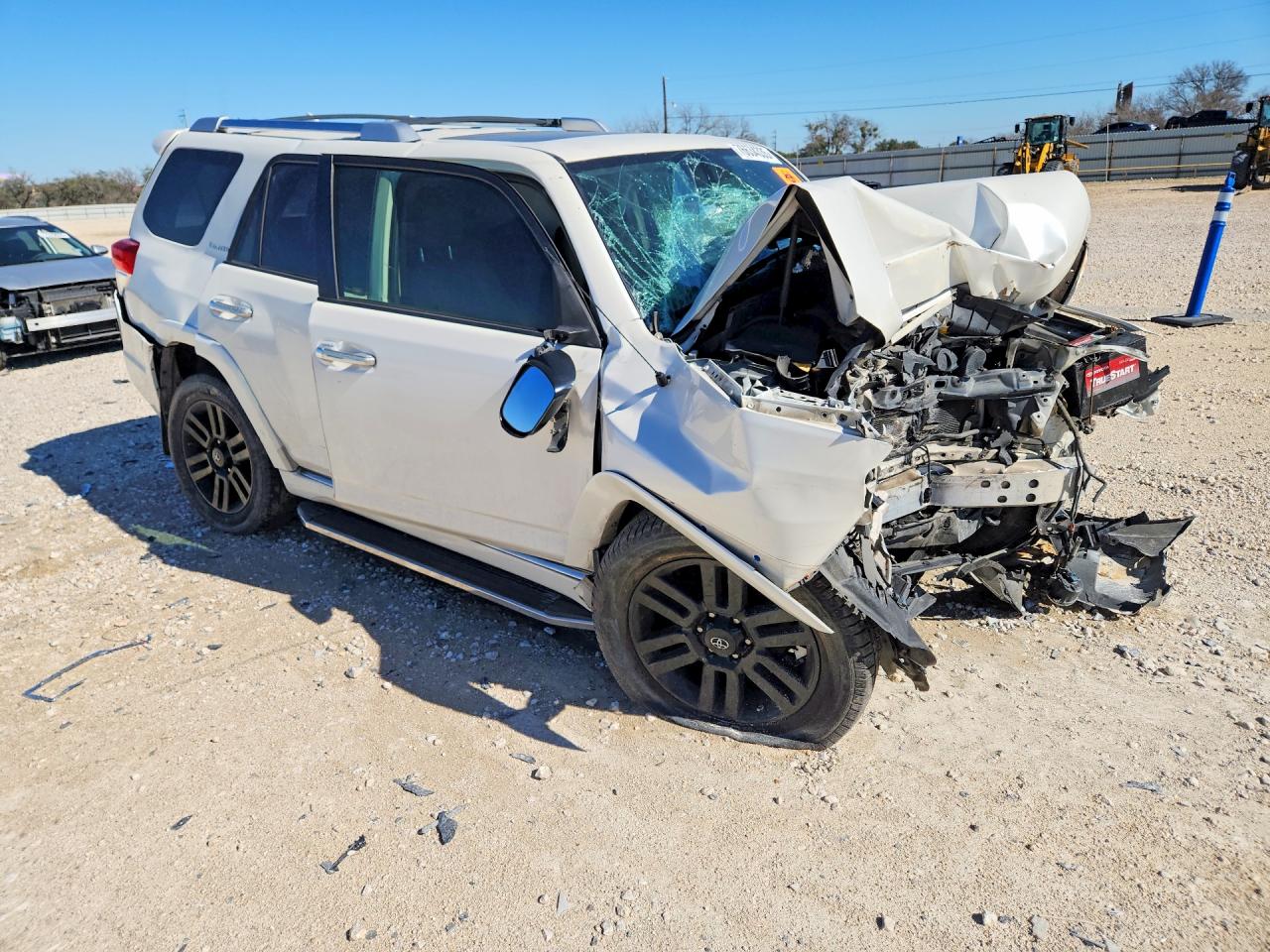 2013 Toyota 4runner Sr5 White vin: JTEBU5JRXD5147602