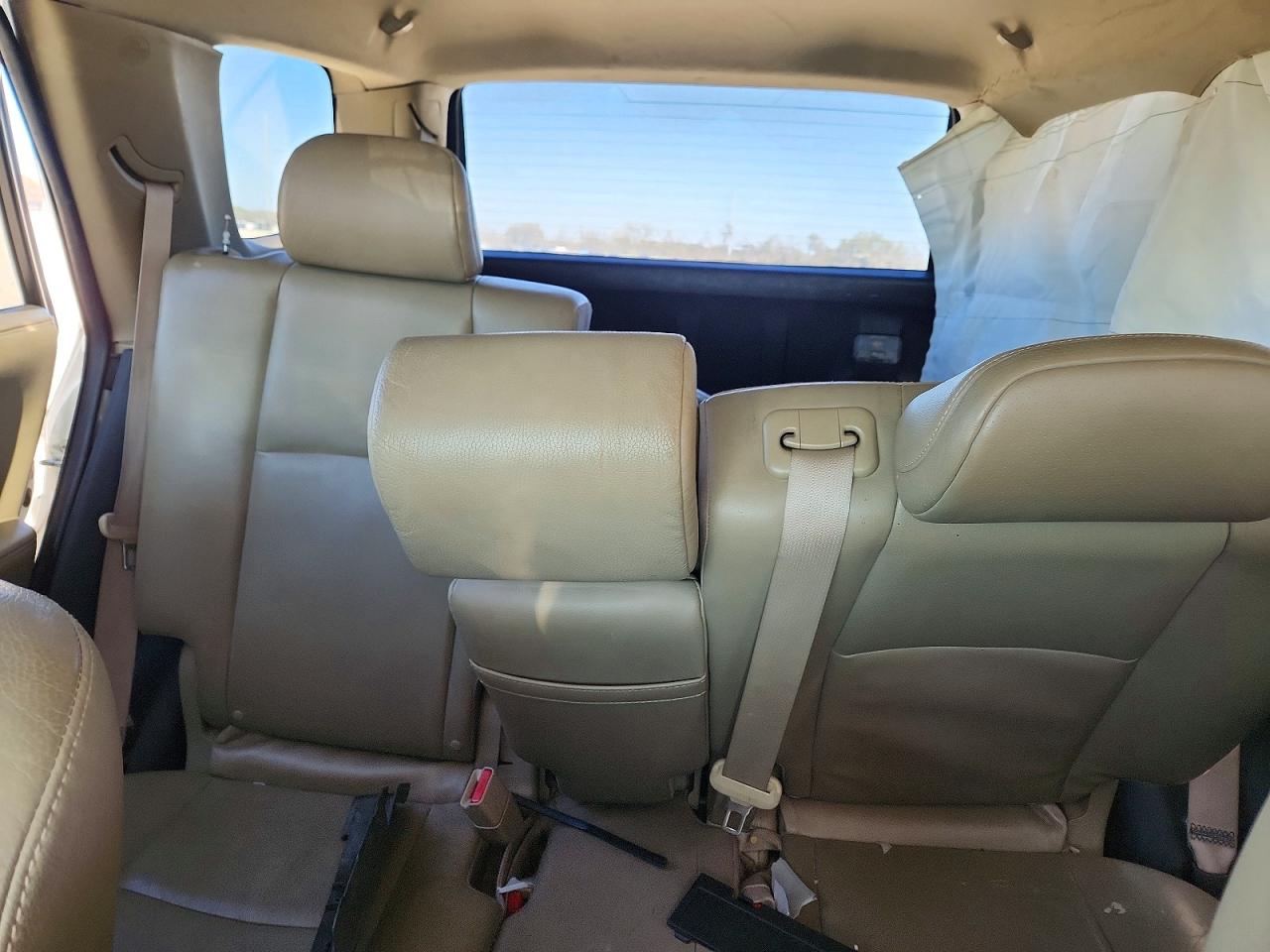 2013 Toyota 4runner Sr5 White vin: JTEBU5JRXD5147602