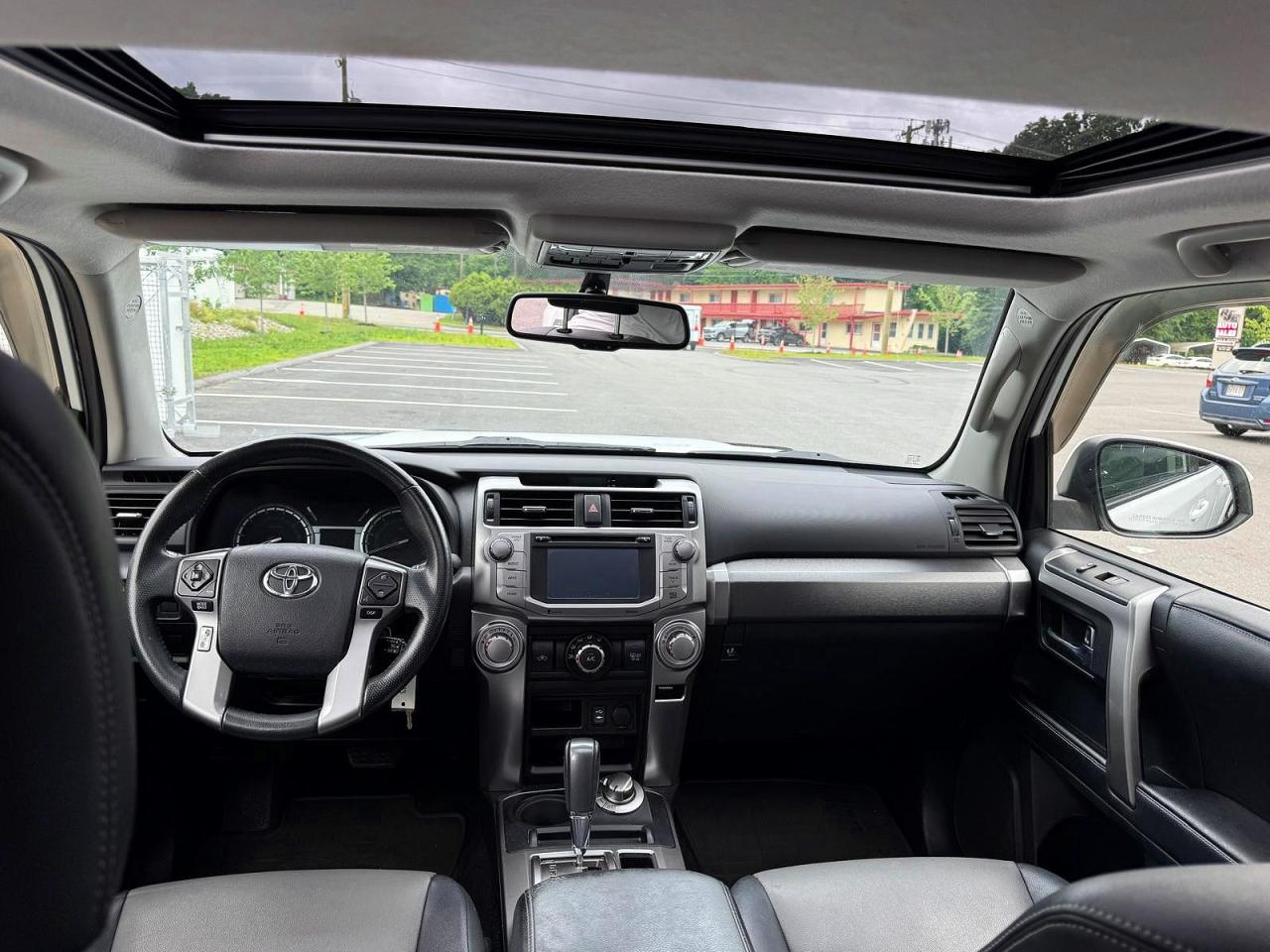 2015 Toyota 4runner Sr5 Premium White vin: JTEBU5JRXF5234841